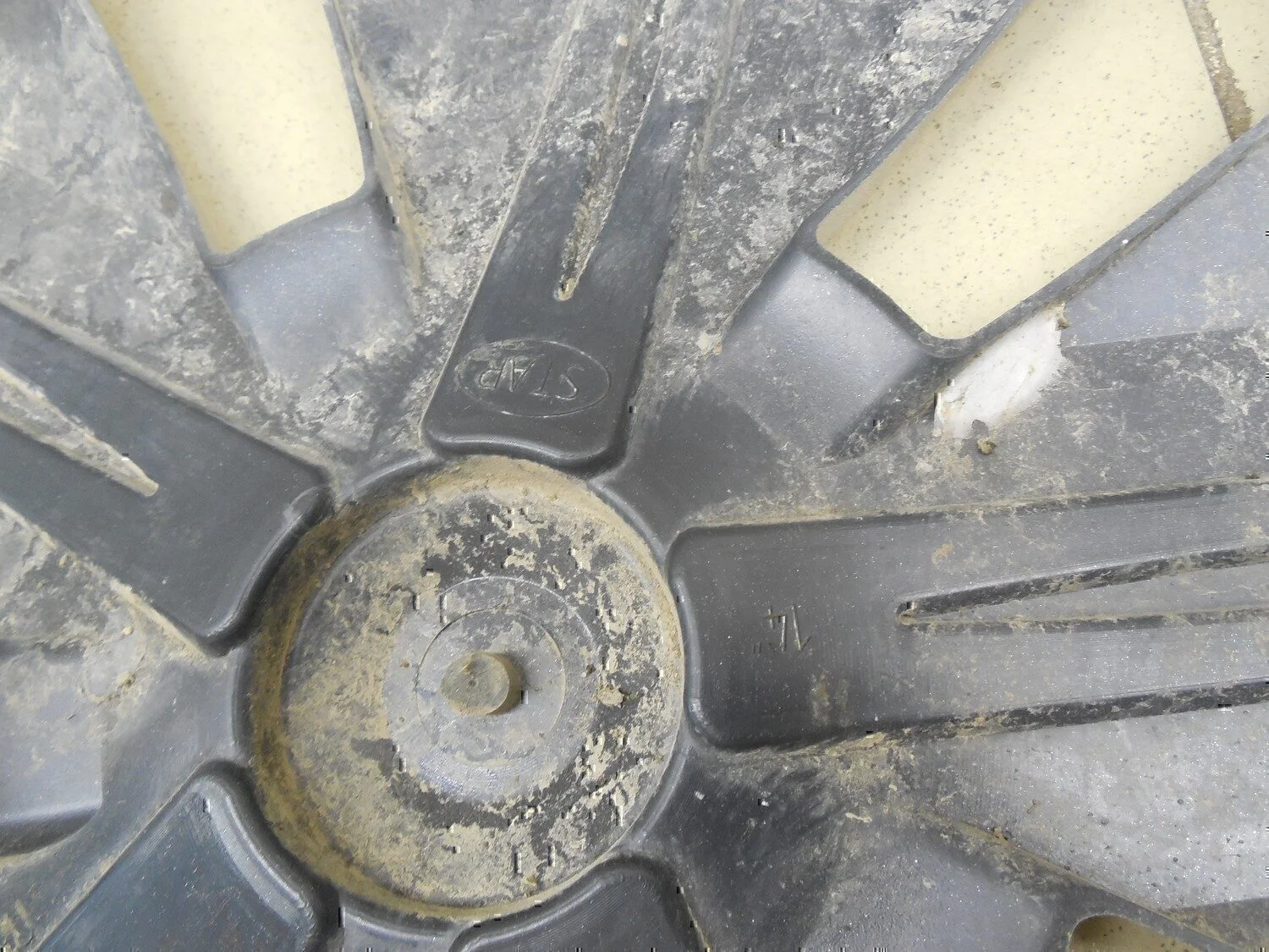 Колпак декоративный NISSAN Micra (K11E) 1992-2002 - миниатюра 3