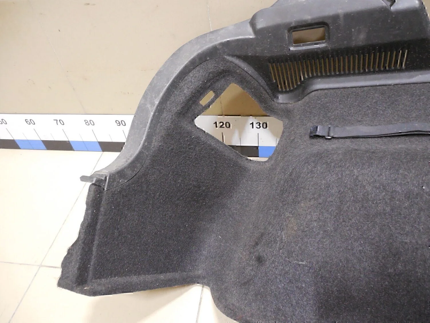 Обшивка багажника TOYOTA Auris (E15) 2006-2012 - миниатюра 2