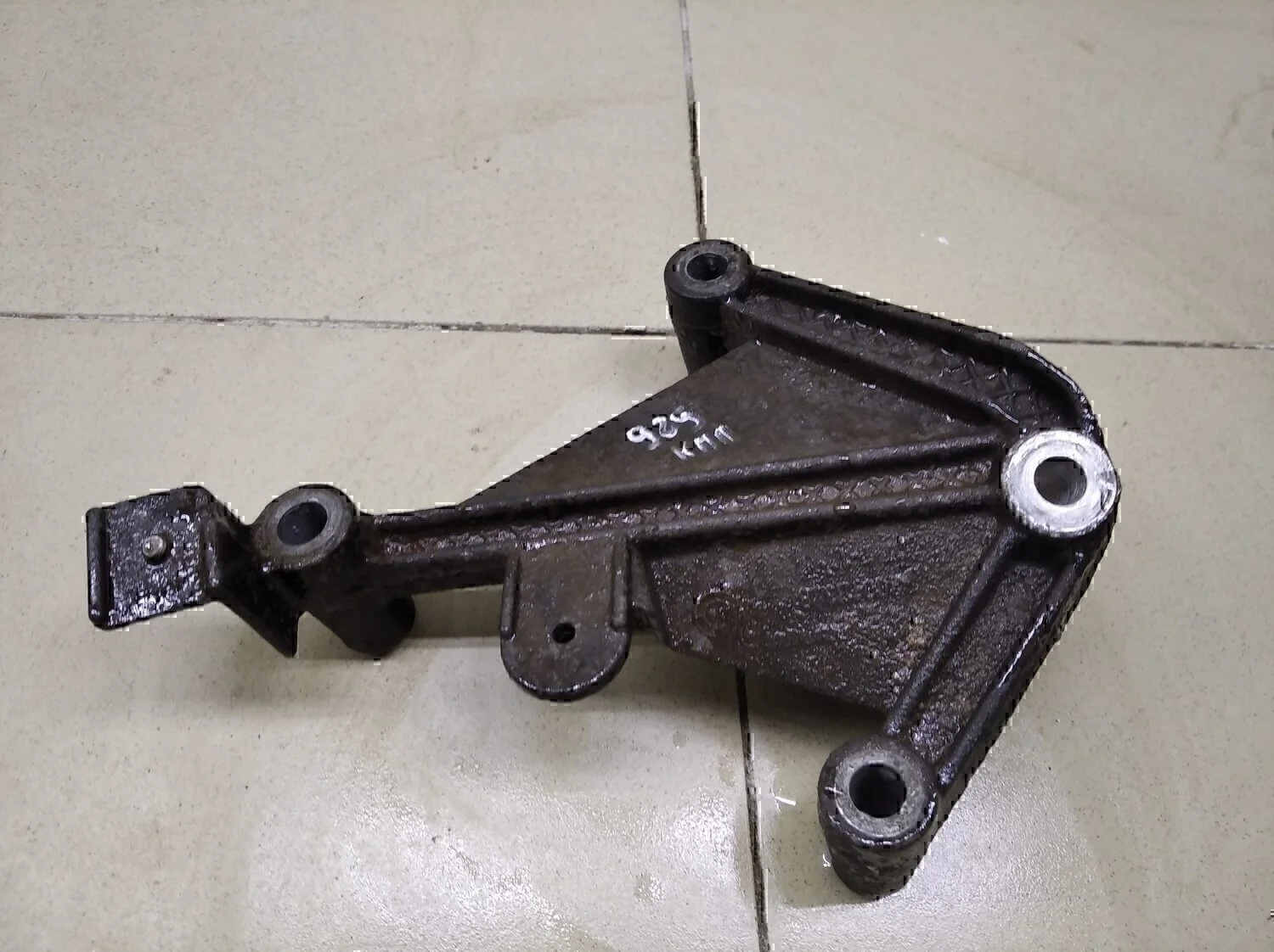 Кронштейн КПП RENAULT Clio/Symbol 1998-2008 - миниатюра 2