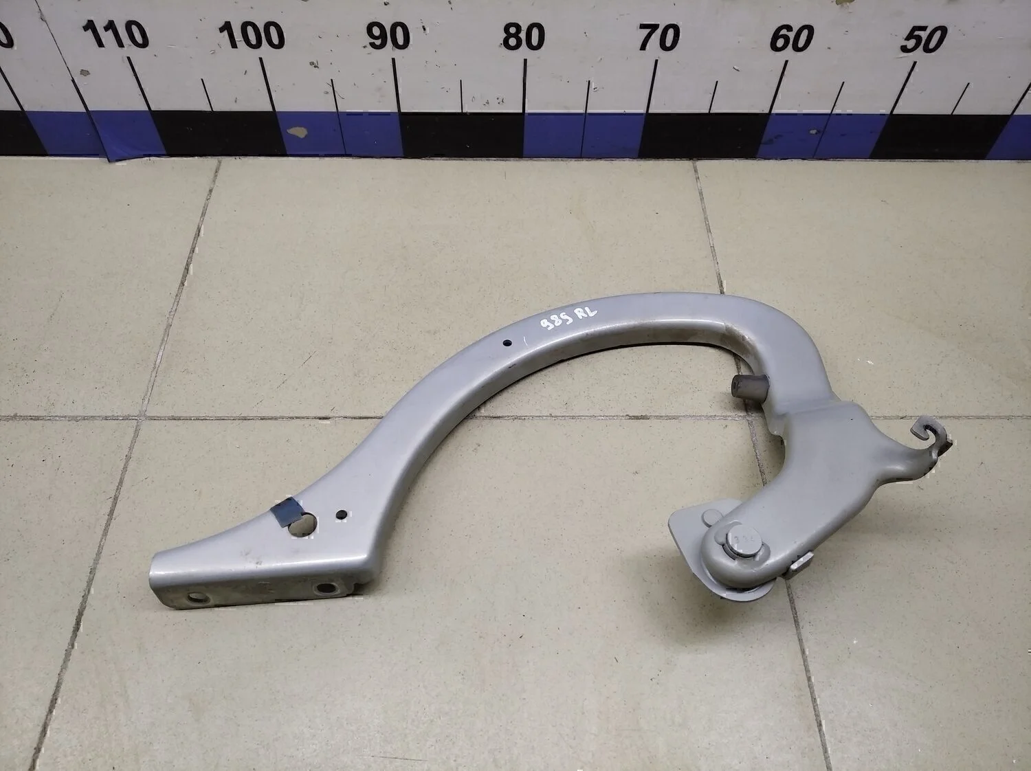 Петля крышки багажника левая RENAULT Clio/Symbol 1998-2008 - изображение 1