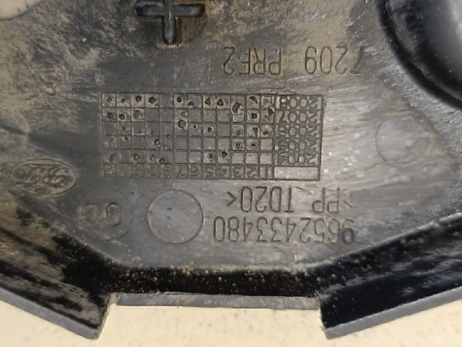 Кронштейн замка капота Peugeot-Citroen C4 2005-2011 - миниатюра 4