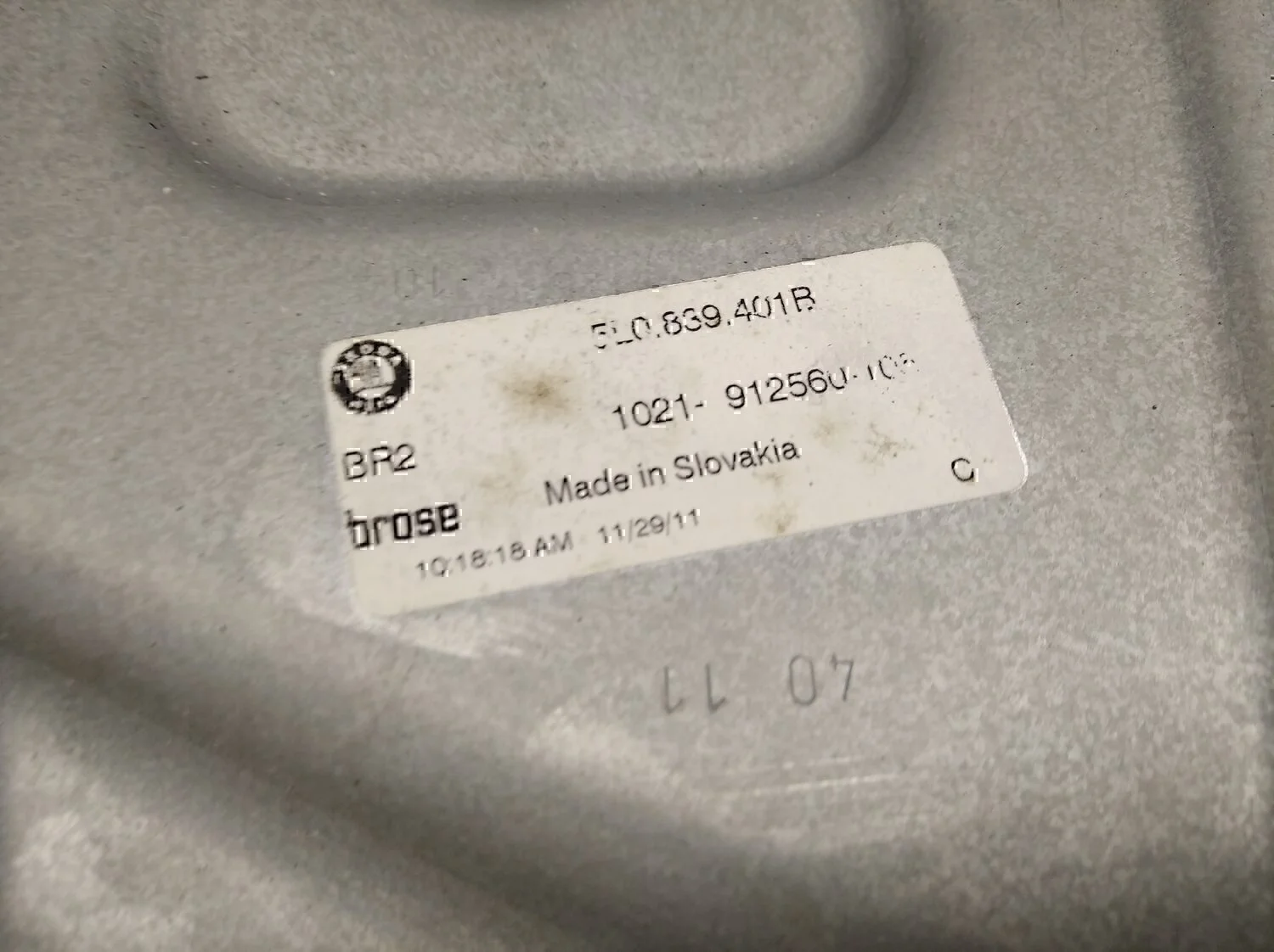Стеклоподъемник электр. задний левый SKODA Yeti 2009> - миниатюра 2