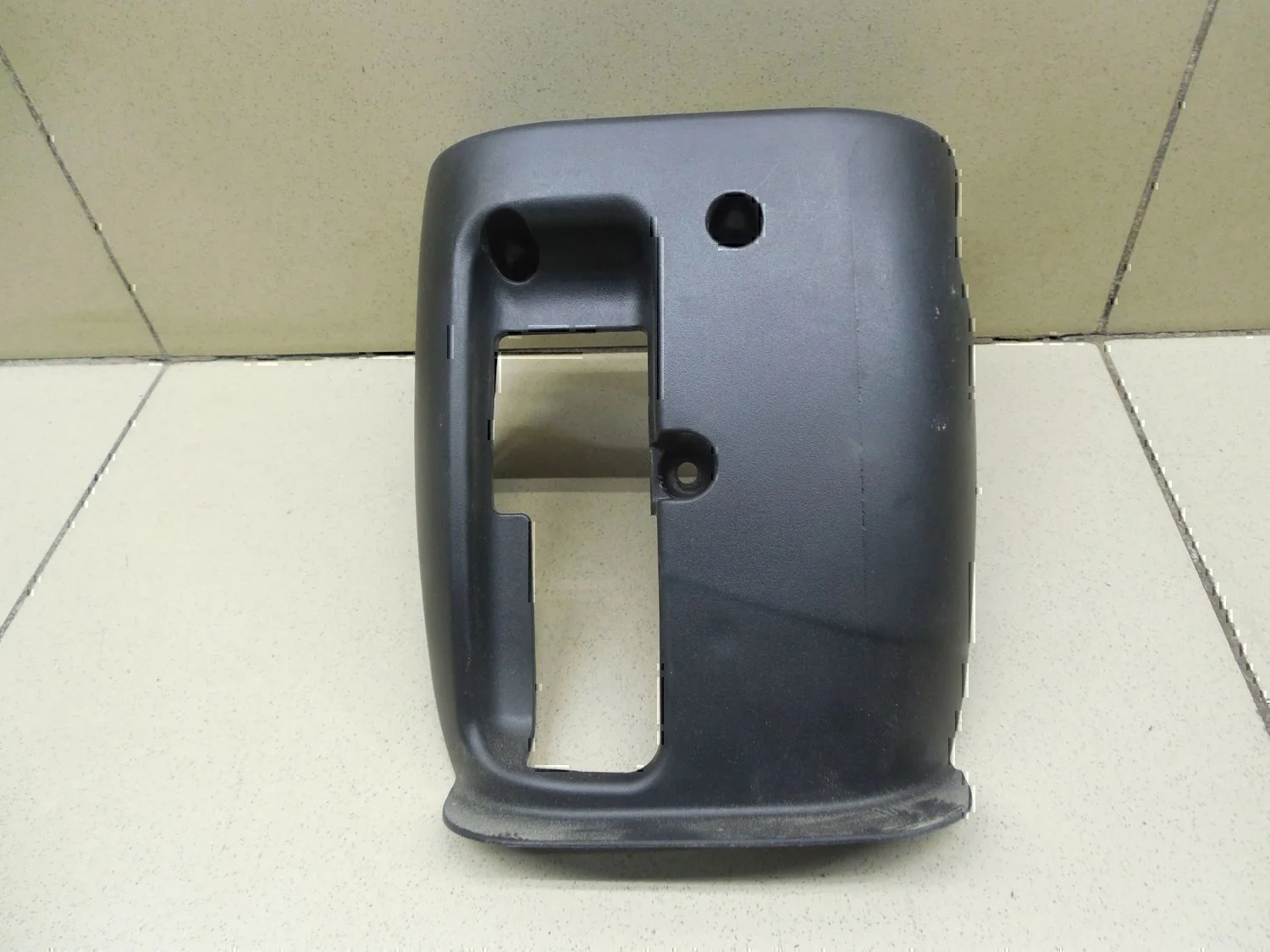 Кожух рулевой колонки нижний Chevrolet Aveo (T250) 2005-2011