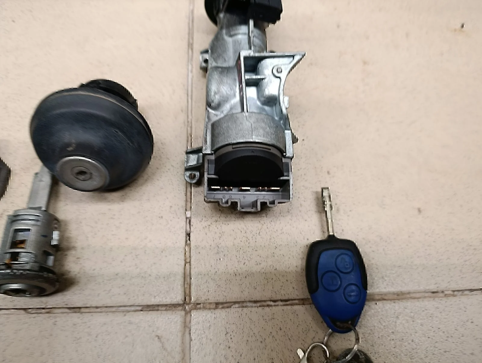 Замок зажигания FORD Fusion 2002-2012 - миниатюра 6