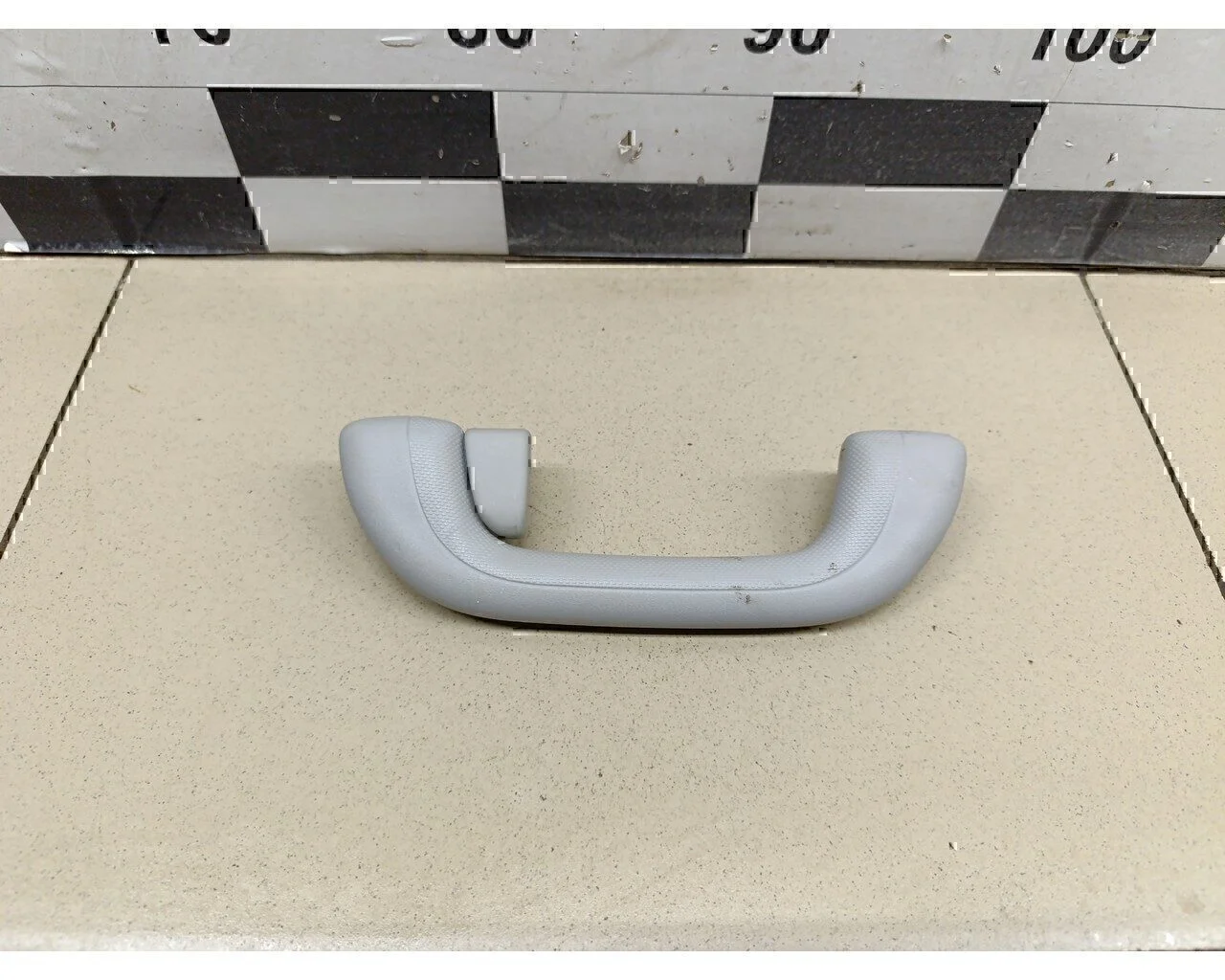 Ручка внутренняя потолочная Hyundai-KIA ix35/Tucson 2010-2015 - изображение 1