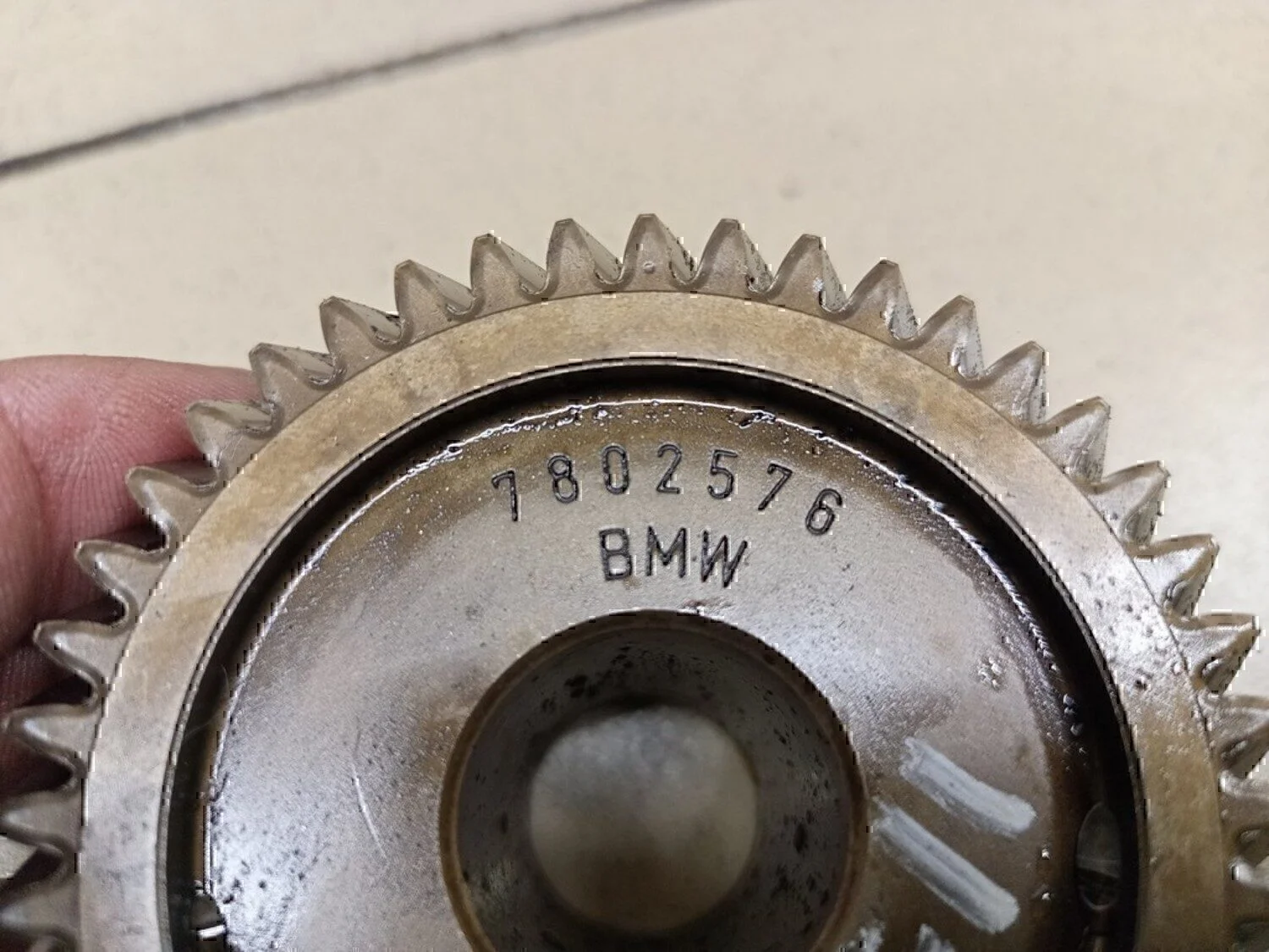 Шестерня баласирного вала BMW 1-серия E87/E81 2004> - миниатюра 4