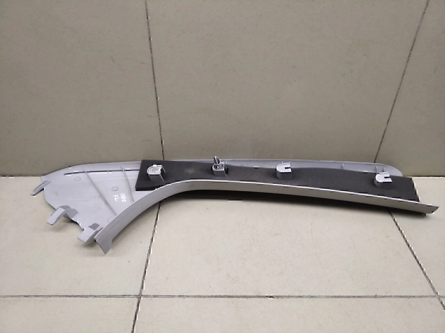 Обшивка стойки FORD Kuga 2008-2012 - миниатюра 2