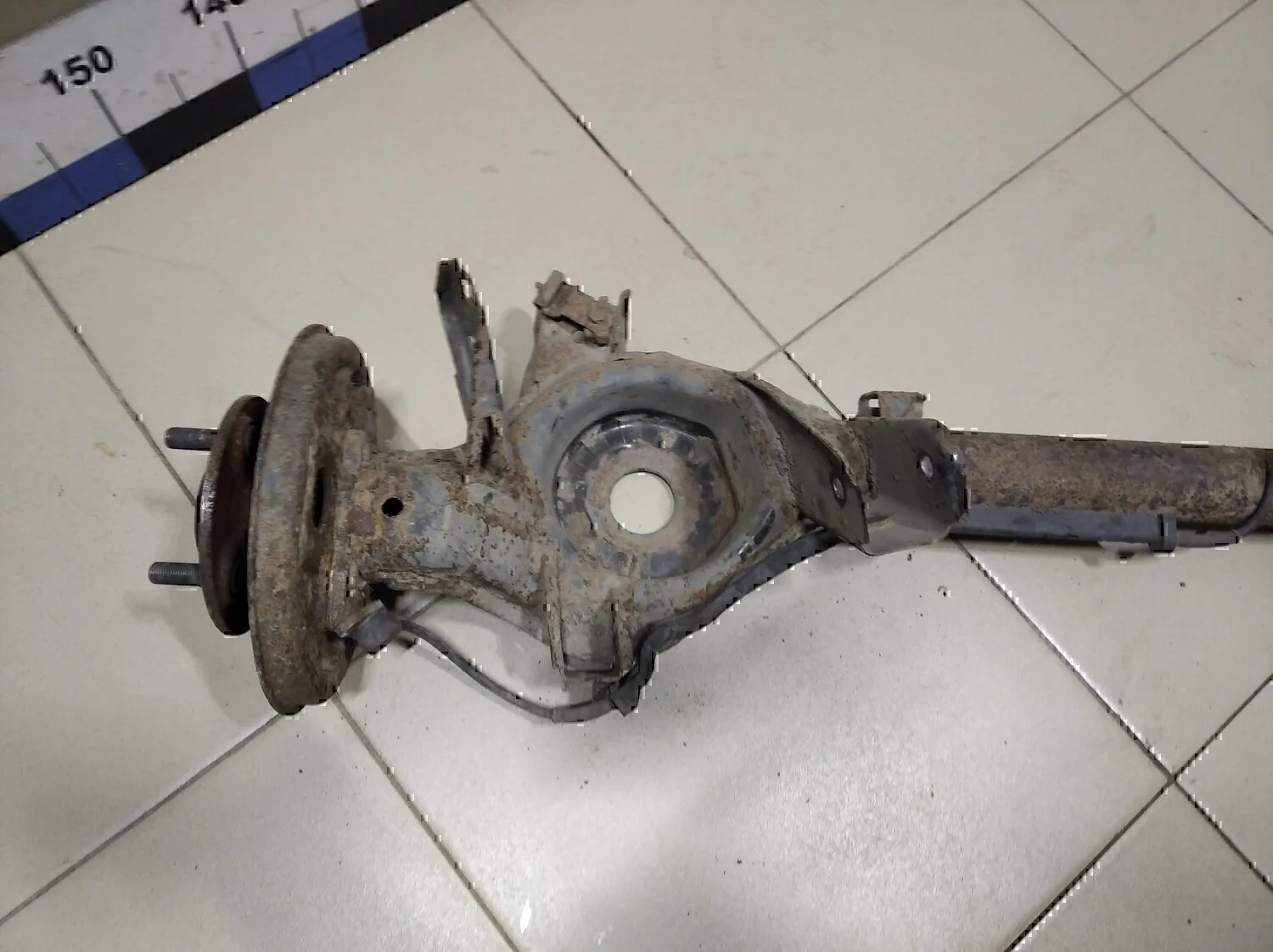 Балка задняя NISSAN Micra (K11E) 1992-2002 - миниатюра 5