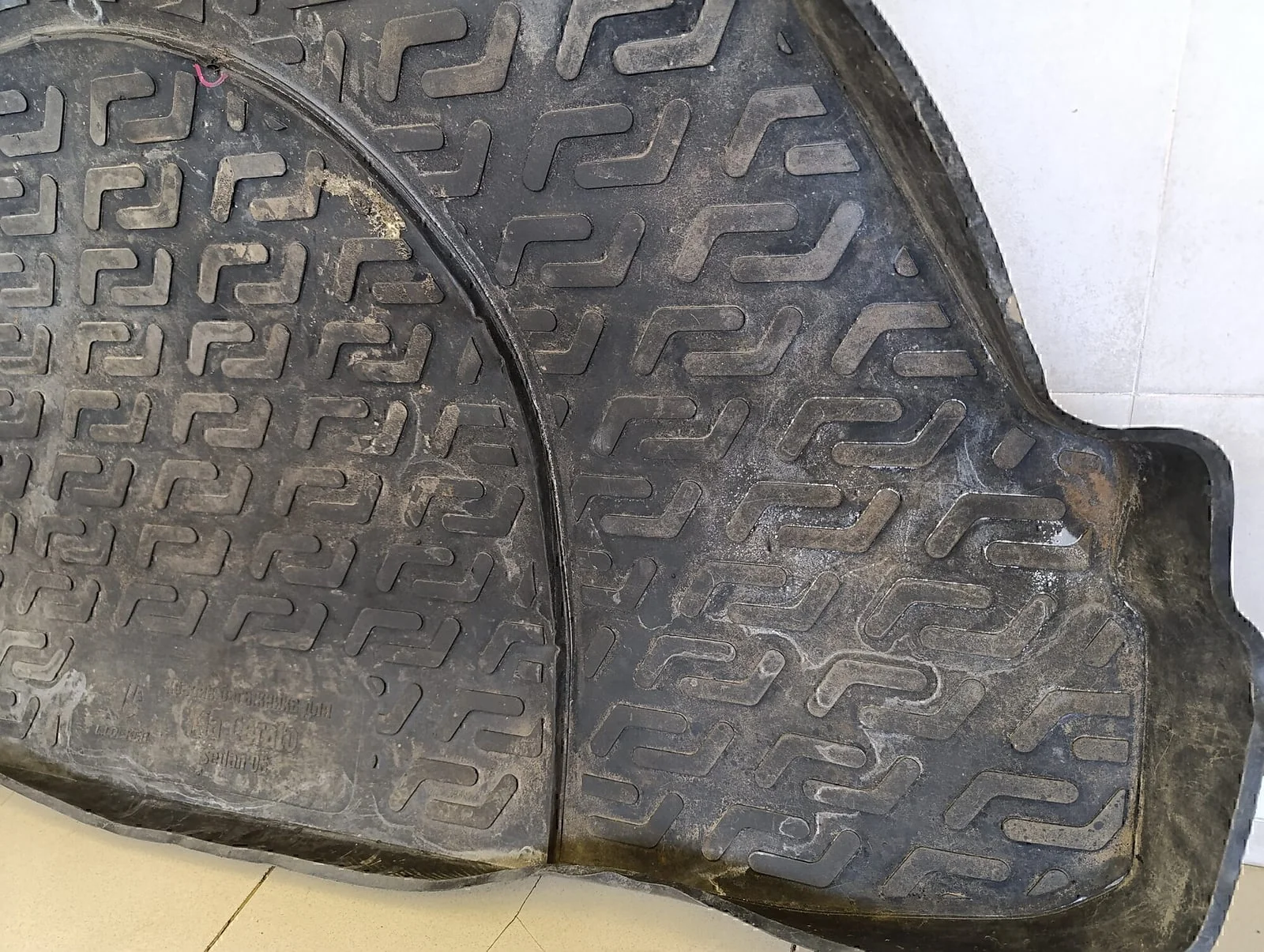 Коврик багажника Hyundai-KIA Cerato 2004-2008 - миниатюра 2