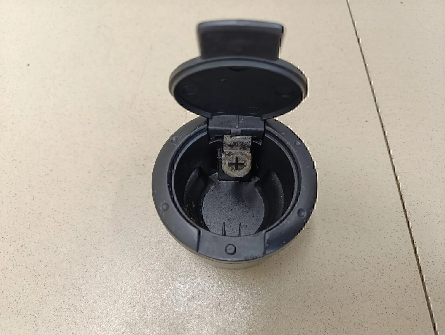 Пепельница передняя Hyundai-KIA Getz 2002-2010 - миниатюра 2