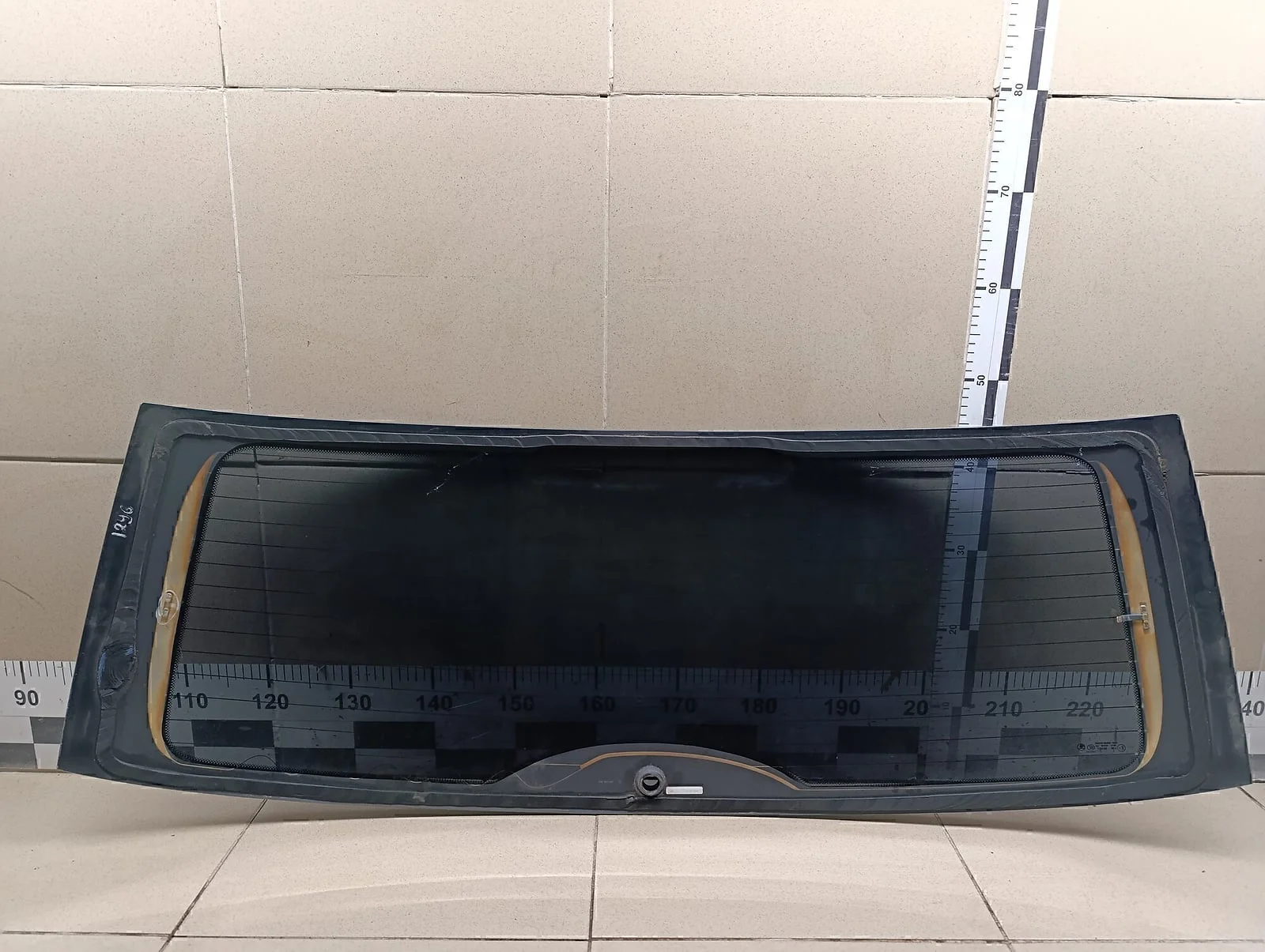 Стекло двери багажника SKODA Fabia 2007-2015 - миниатюра 3