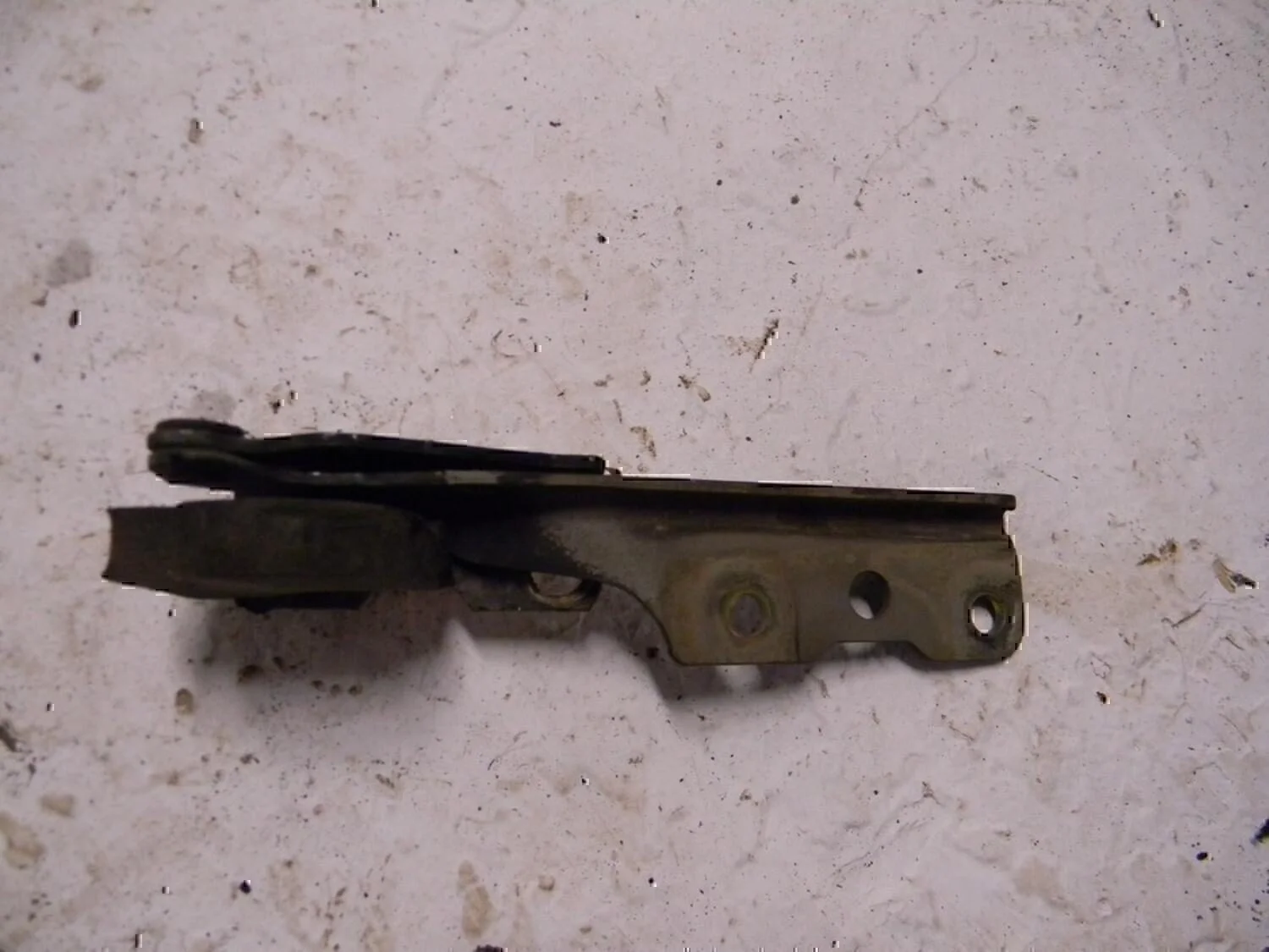 Петля капота MITSUBISHI Lancer (CS/Classic) 2003-2006 - миниатюра 3