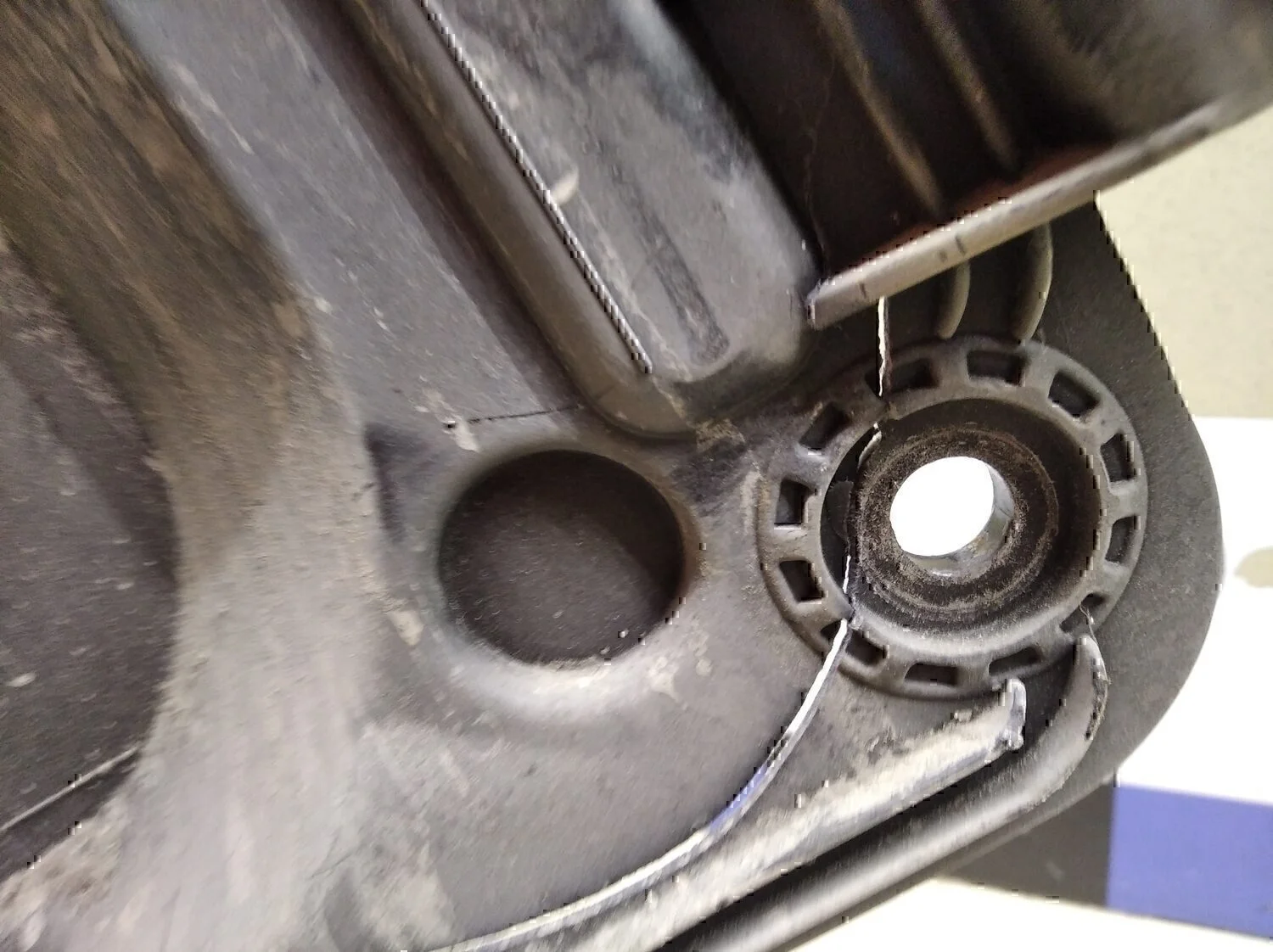 Панель двери FORD Fusion 2002-2012 - миниатюра 5