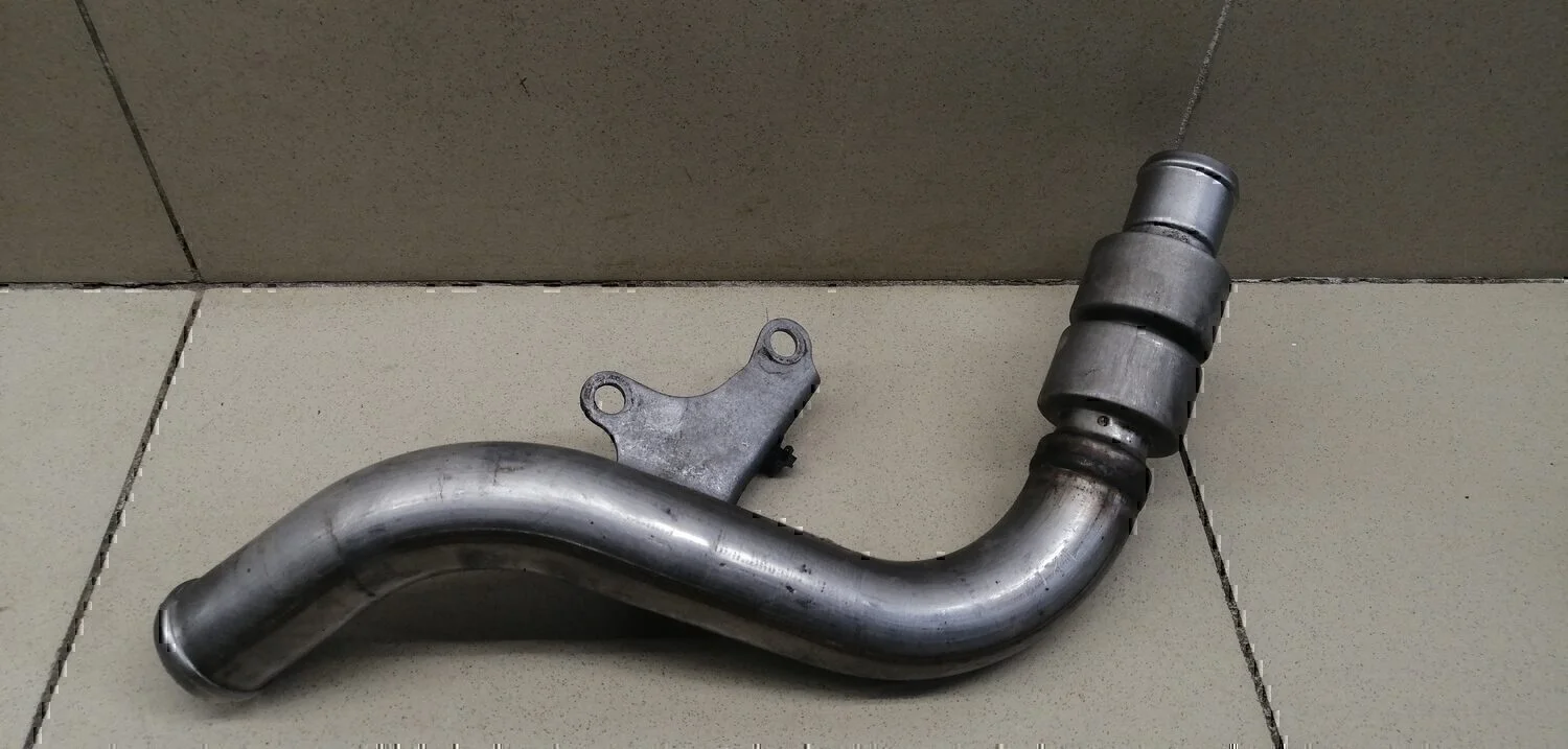 Патрубок интеркулера FORD Focus II 2008-2011 - миниатюра 2