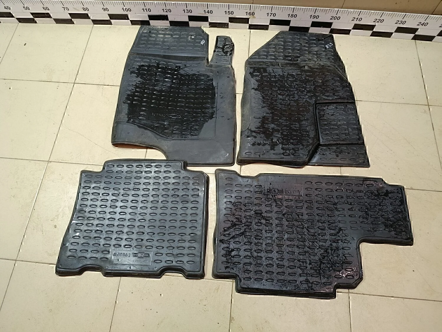 К-кт ковриков Chevrolet Captiva (C100) 2006-2010 - миниатюра 8