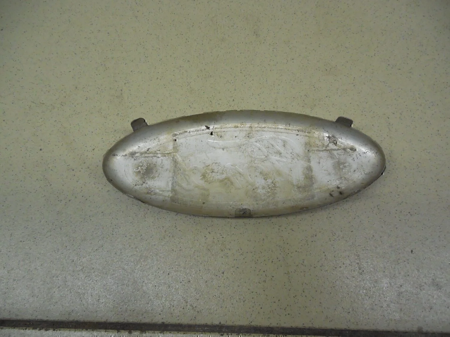 Эмблема FORD Fusion 2002-2012 - миниатюра 2