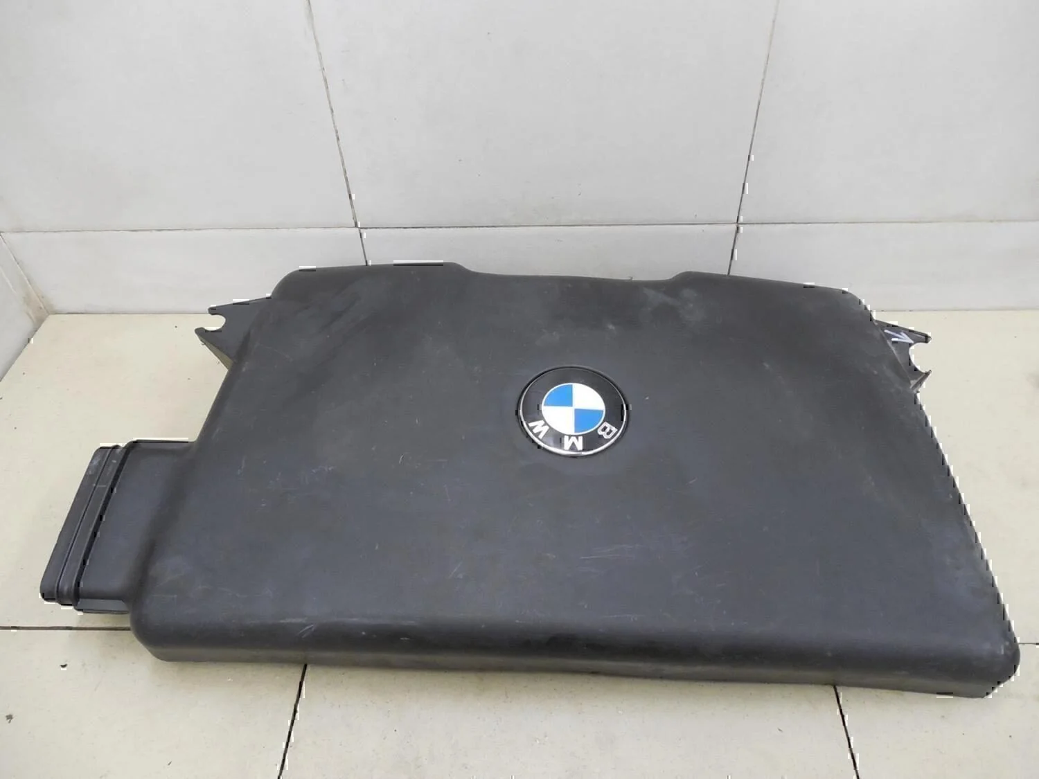 Воздухозаборник (наружный) BMW 1-серия E87/E81 2004> - миниатюра 3