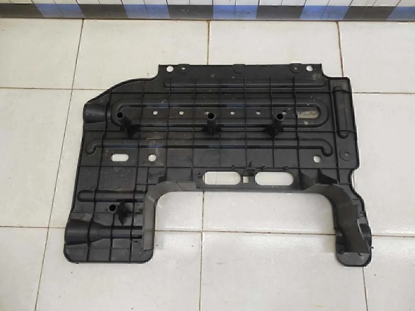 Накладка (кузов внутри) Chevrolet Rezzo 2005-2010 - миниатюра 3