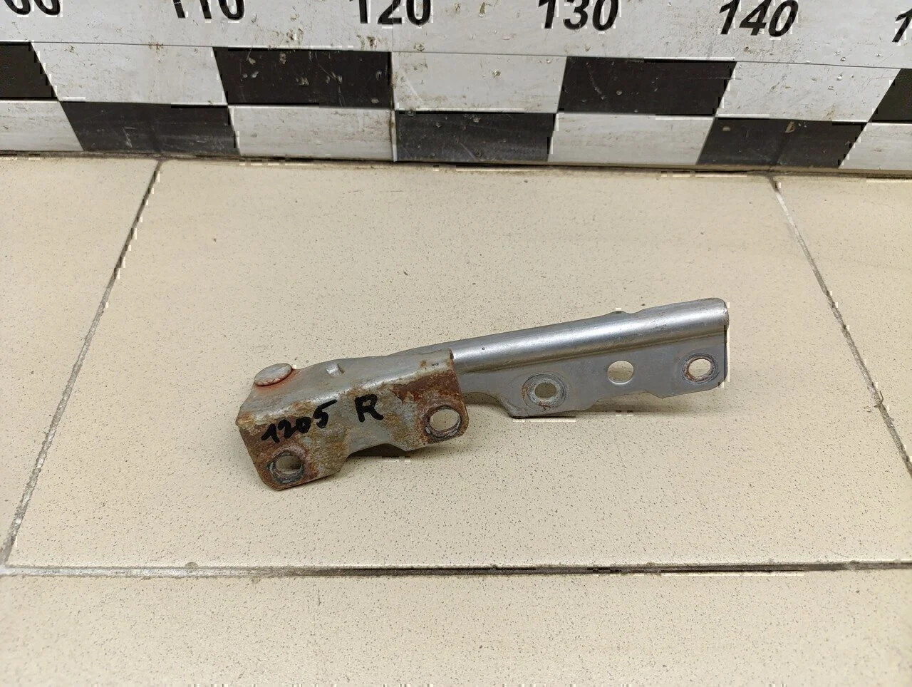 Петля капота правая MITSUBISHI Lancer (CS/Classic) 2003-2006 - миниатюра 6