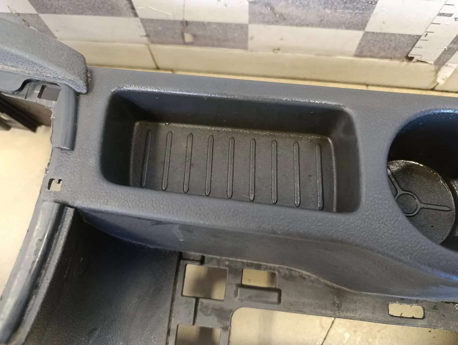 Консоль FORD Focus II 2005-2008 - миниатюра 5