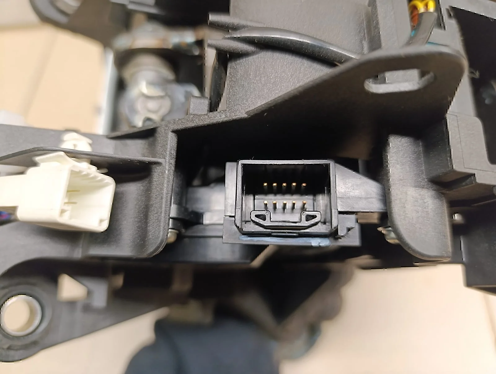 Кулиса КПП TOYOTA Auris (E15) 2006-2012 - миниатюра 7