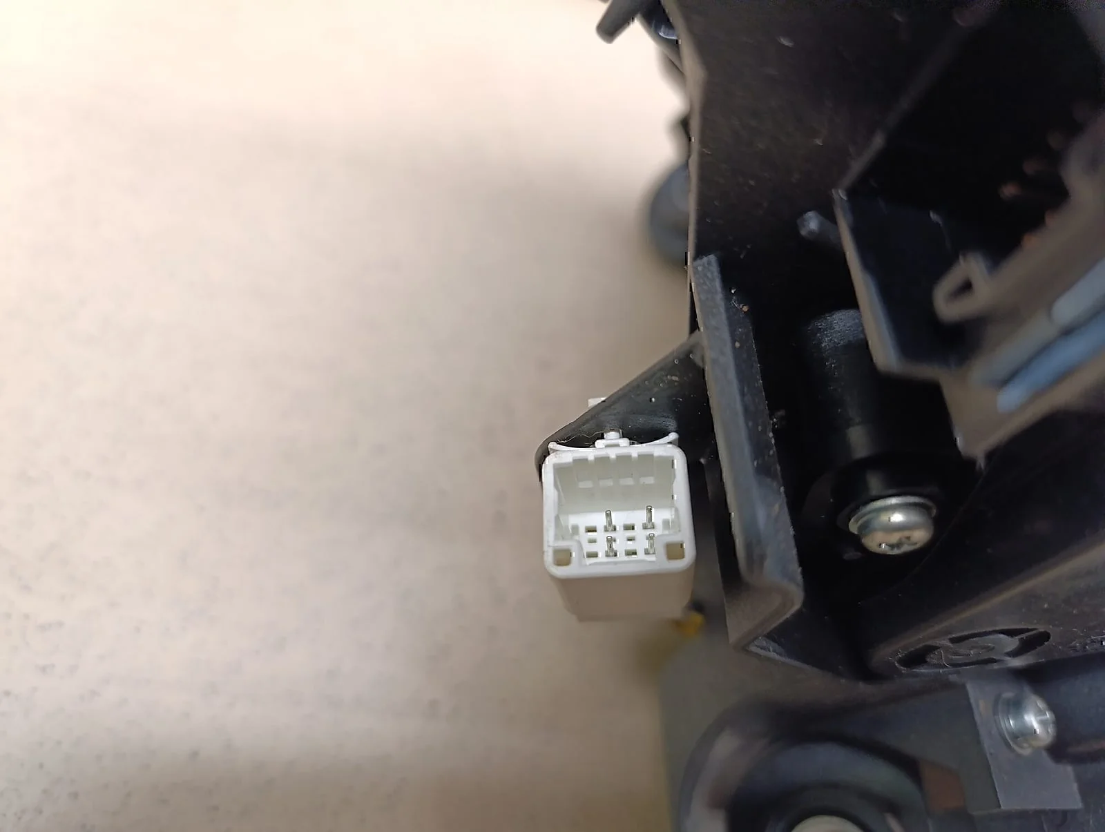 Кулиса КПП TOYOTA Auris (E15) 2006-2012 - миниатюра 8