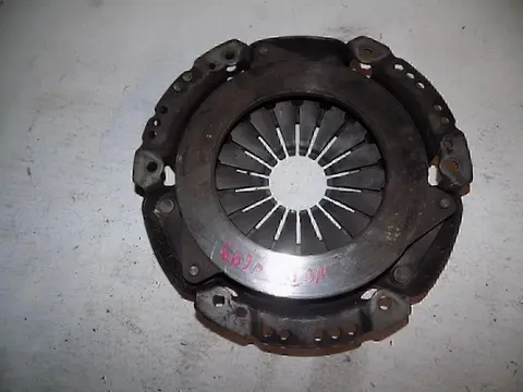 Корзина сцепления NISSAN Note (E11) 2006-2013