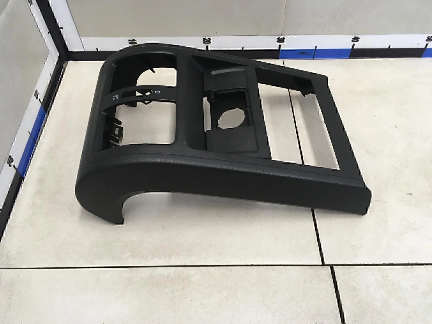 Накладка (кузов внутри) VW Passat [B6] 2005-2010 - миниатюра 4