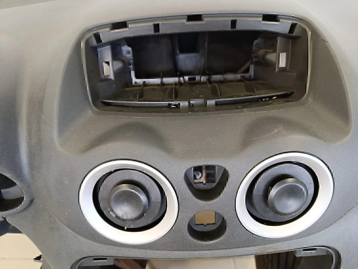 Торпедо Peugeot-Citroen C3 2002-2009 - миниатюра 6