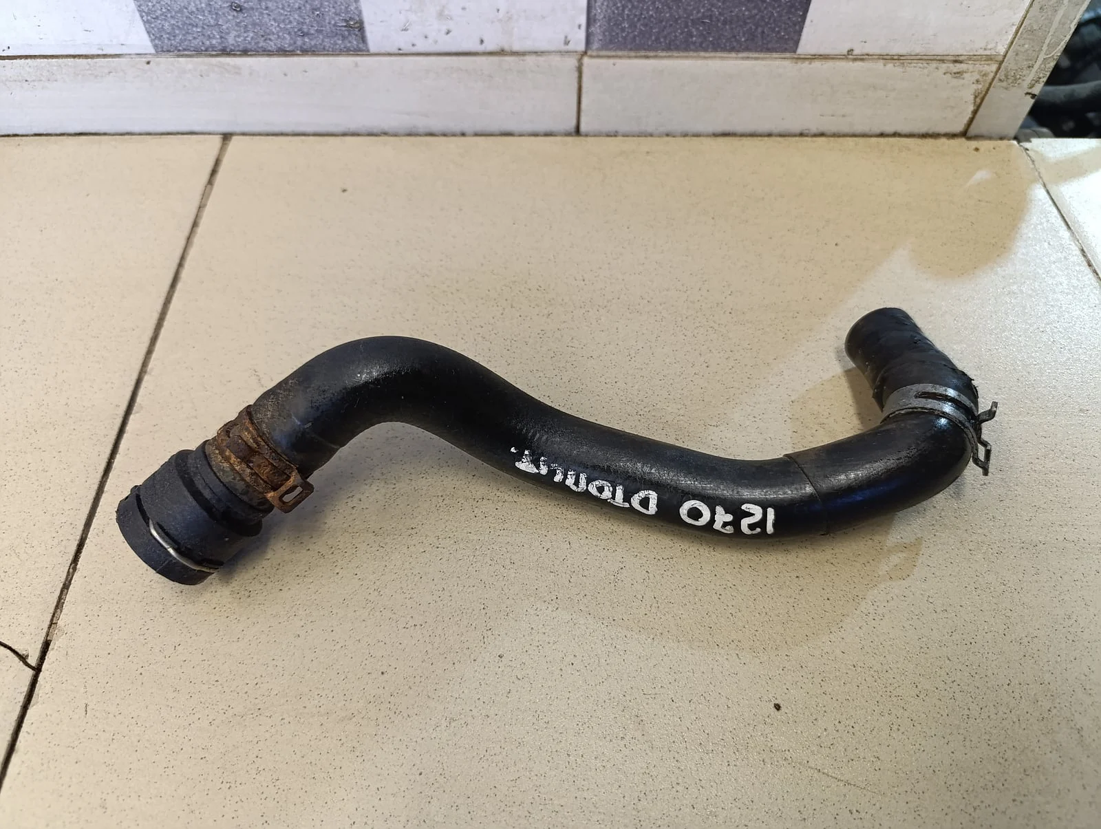 Патрубок отопителя VW Transporter T5 2003-2015 - изображение 1