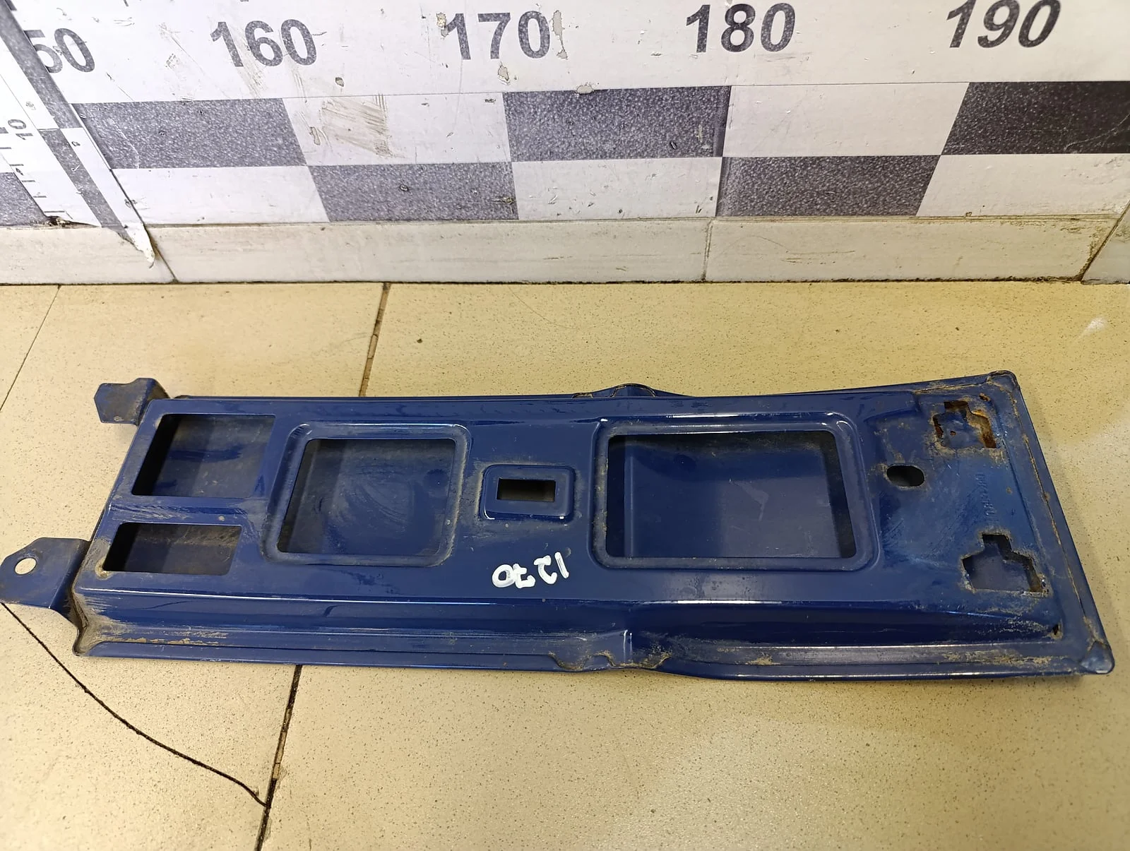 Накладка стойки VW Transporter T5 2003-2015 - миниатюра 4