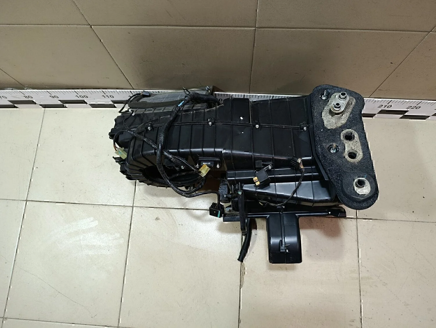 Корпус отопителя Chevrolet Captiva (C100) 2006-2010 - миниатюра 10