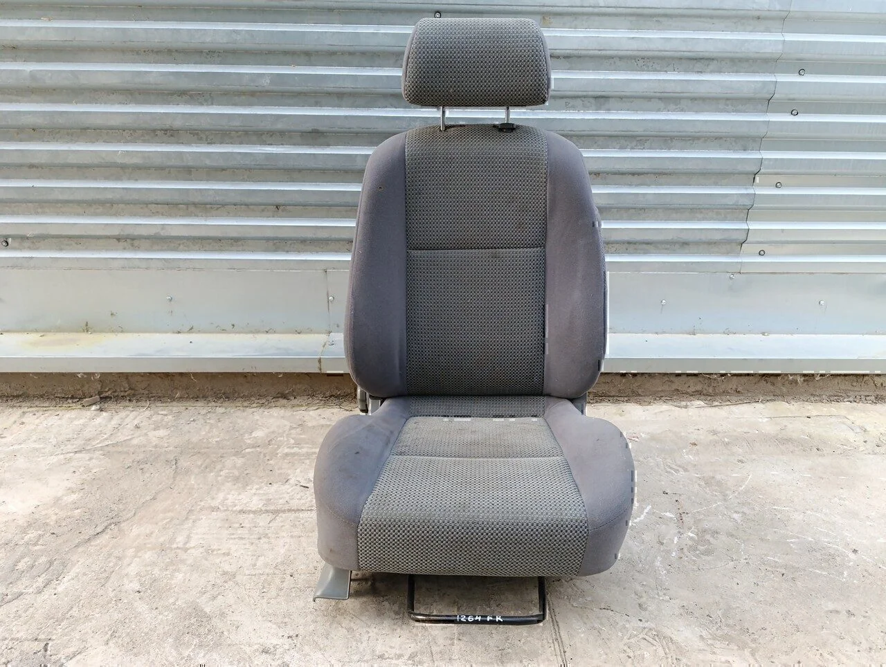 Сиденье переднее правое Chevrolet Lacetti 2003-2013 - миниатюра 4