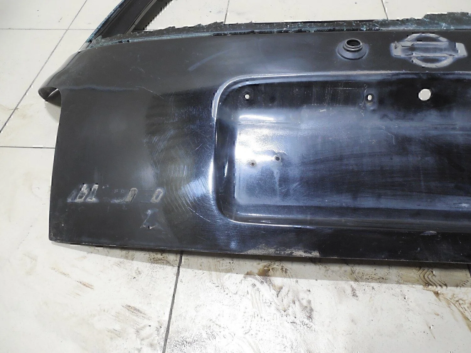 Дверь багажника NISSAN Micra (K11E) 1992-2002 - миниатюра 10