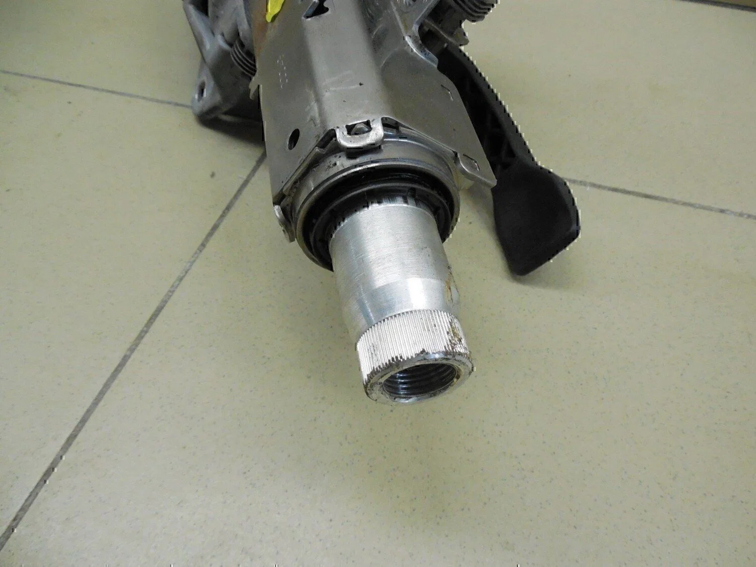 Колонка рулевая Audi A4 [B6] 2000-2004 - миниатюра 4