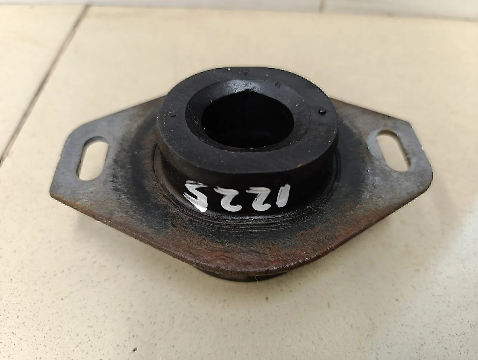 Опора КПП Peugeot-Citroen C4 2005-2011 - миниатюра 2