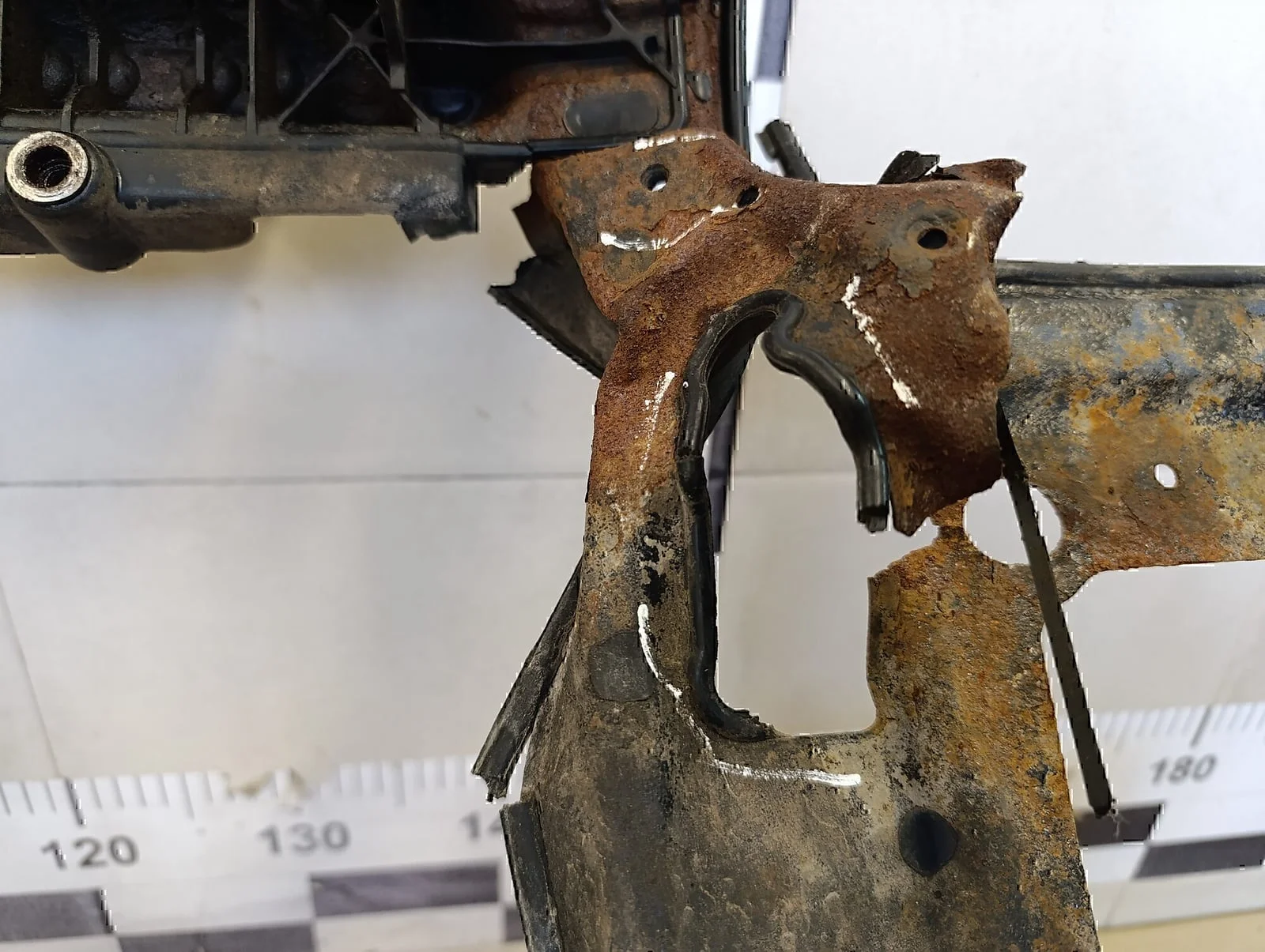 Панель передняя Hyundai-KIA Cerato 2004-2008 - миниатюра 2