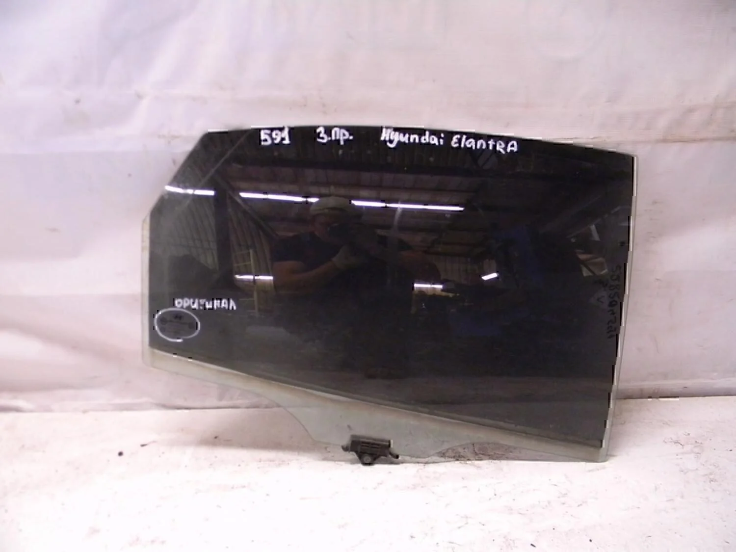 Стекло двери задней левой Hyundai-KIA Elantra 2006-2011