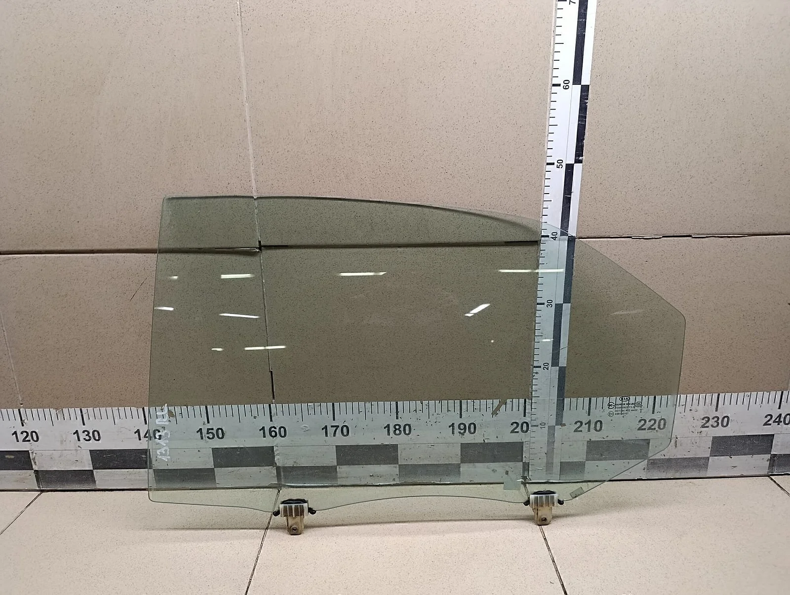 Стекло двери задней левой Hyundai-KIA Cerato 2009-2013