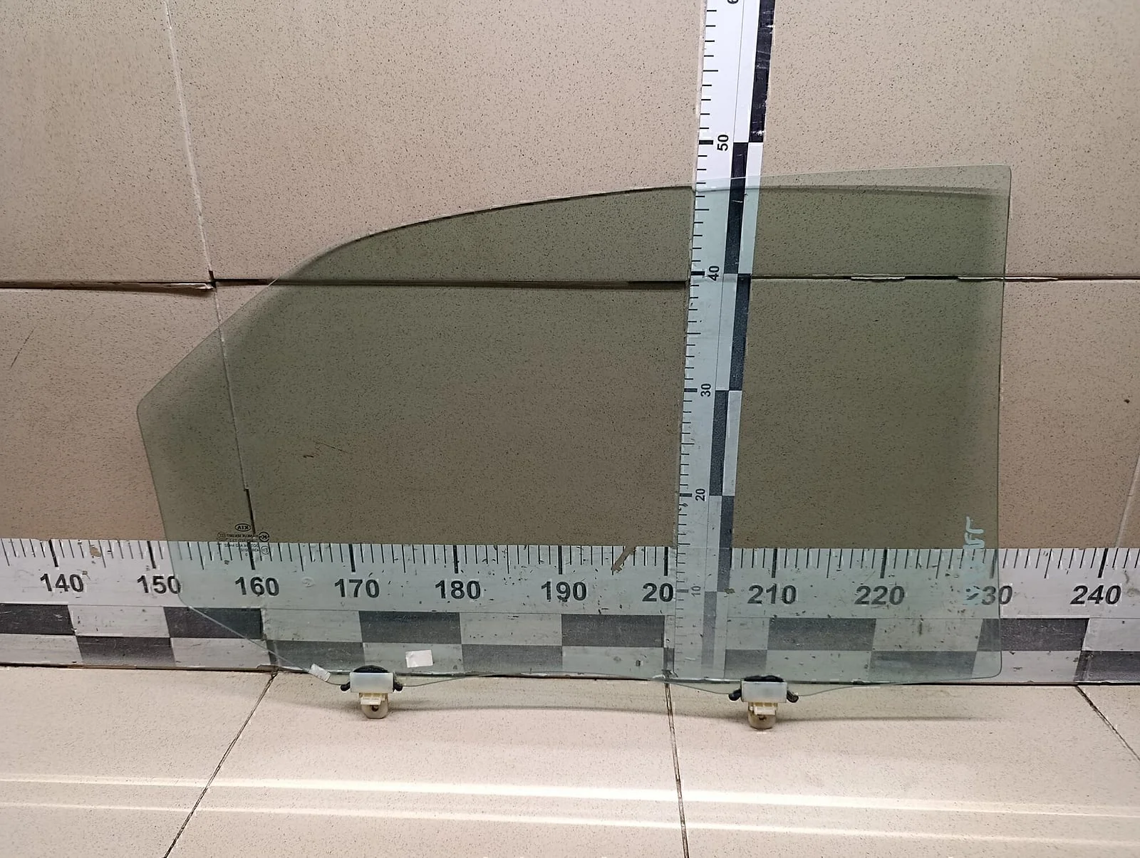 Стекло двери задней левой Hyundai-KIA Cerato 2009-2013 - миниатюра 2