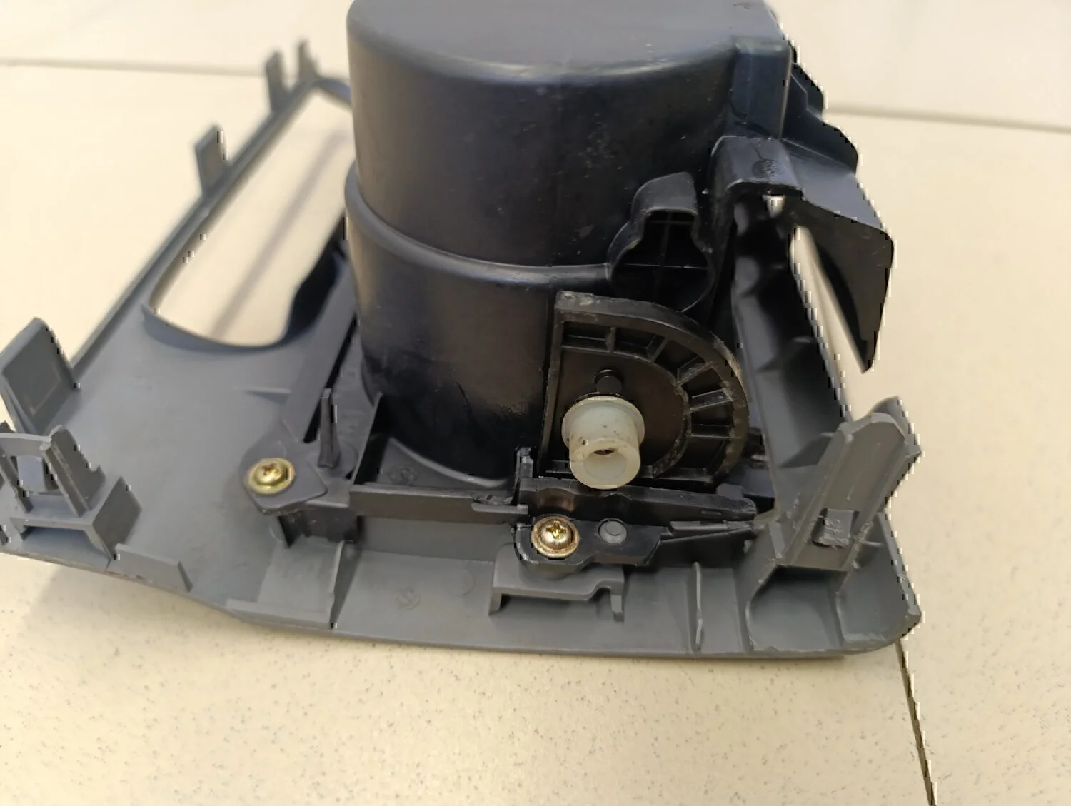 Подстаканник MAZDA Mazda 6 (GG) 2002-2007 - миниатюра 7