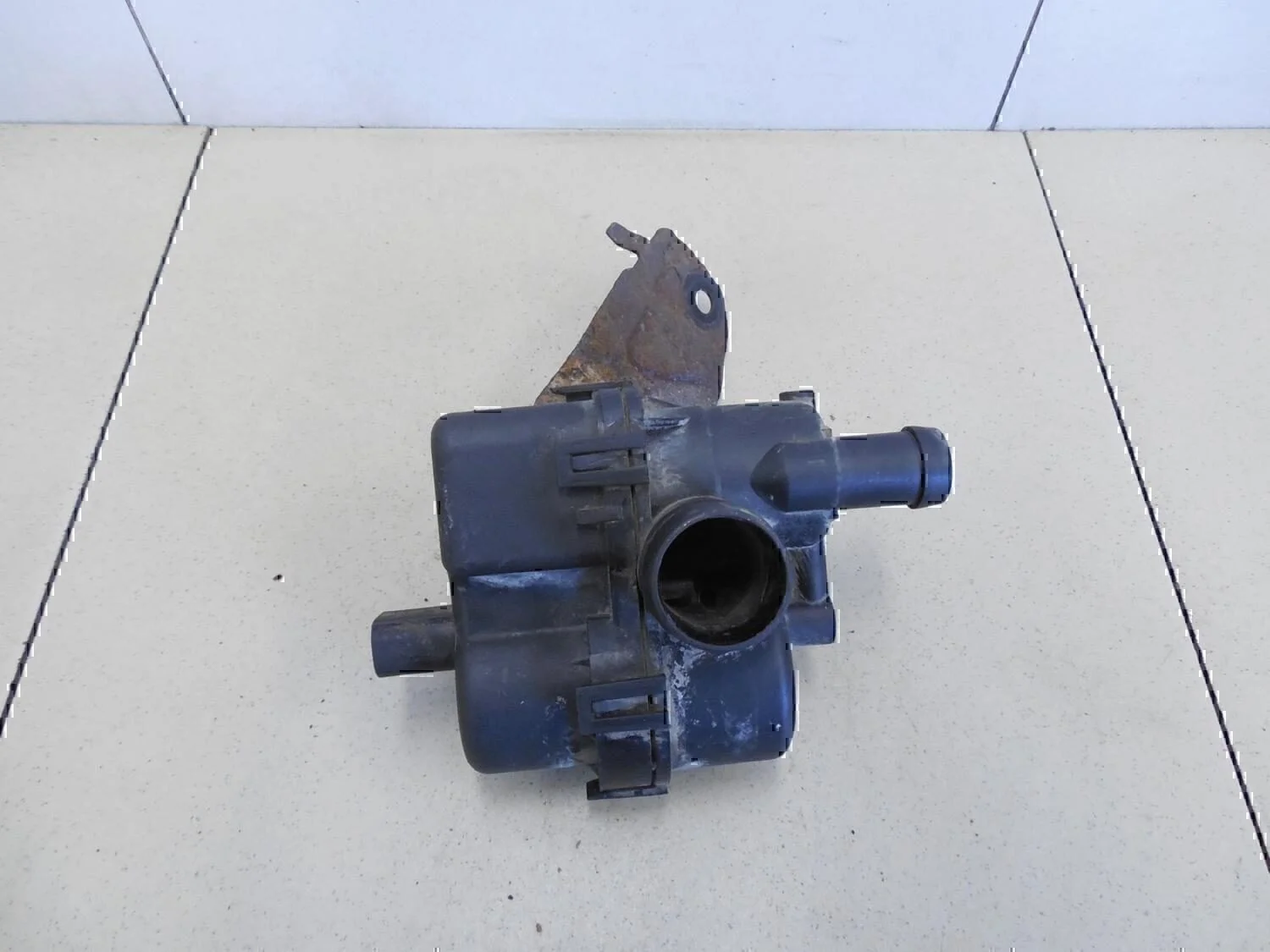 насос подкачки MAZDA Mazda 3 (BK) 2002-2009 - миниатюра 2