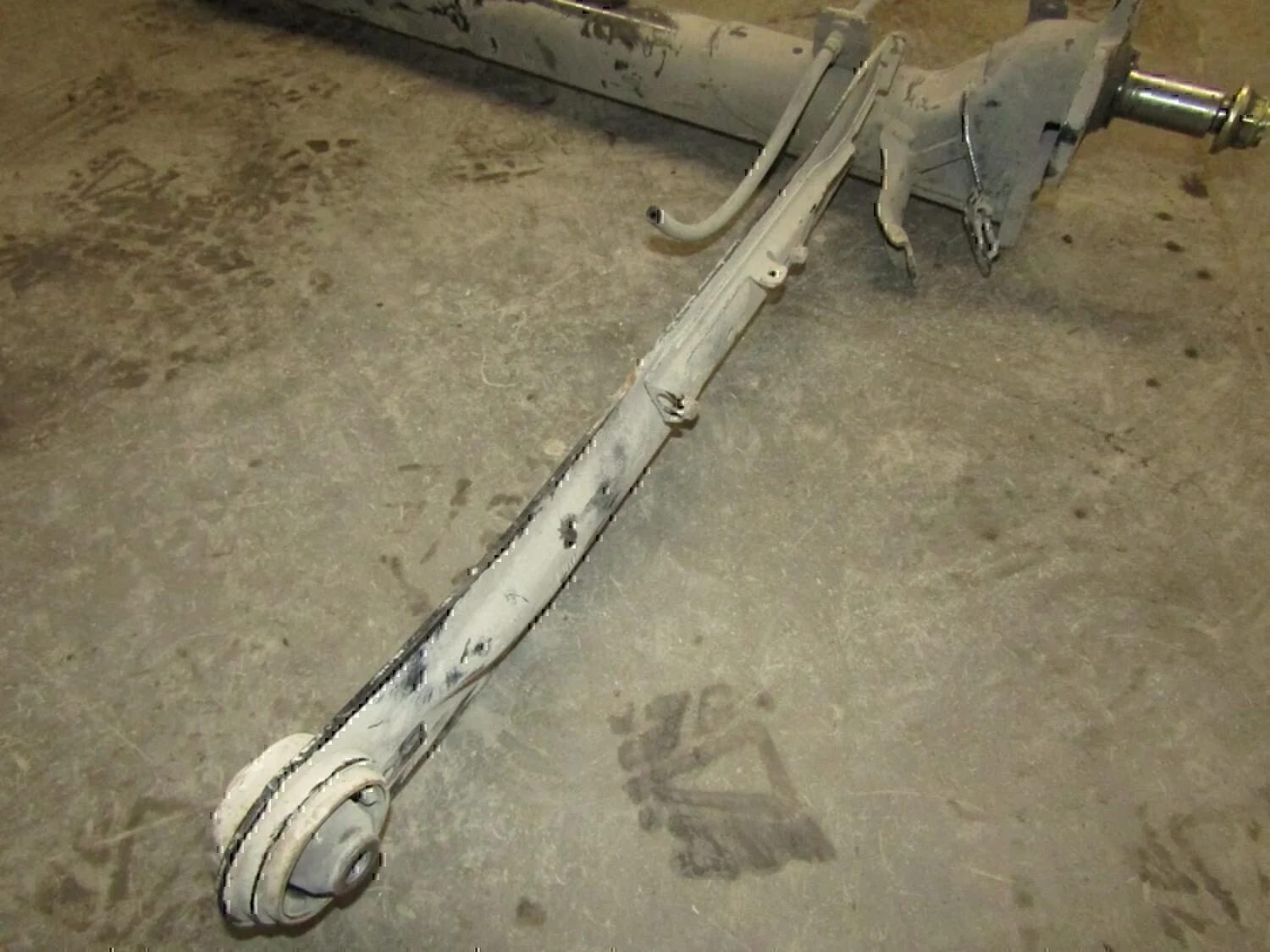 Балка задняя NISSAN Almera N16 2000-2006 - миниатюра 3
