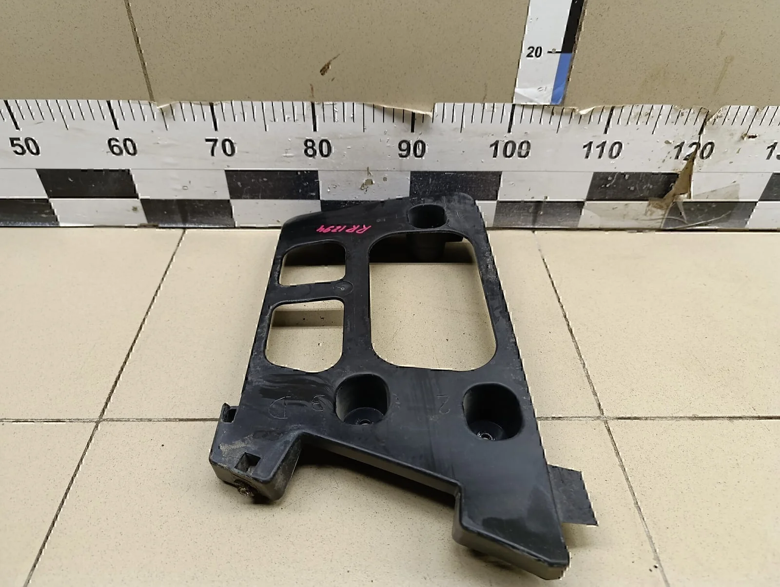 Кронштейн заднего бампера правый PEUGEOT 407 2004-2010 - миниатюра 2