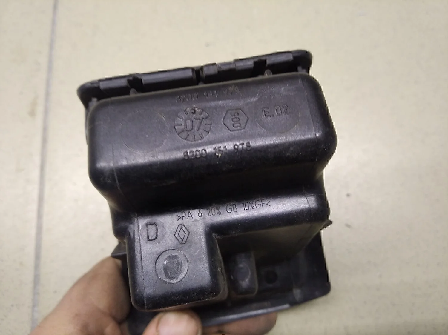 Пепельница передняя RENAULT Clio/Symbol 1998-2008 - миниатюра 4