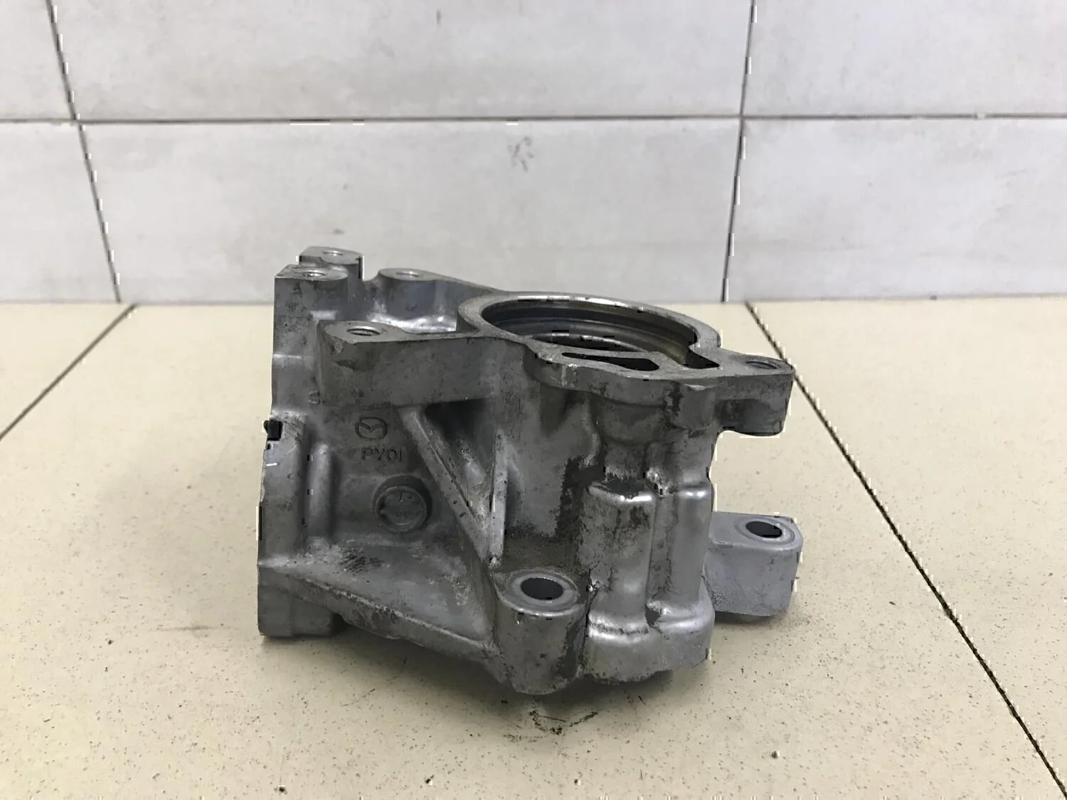 Кронштейн ТНВД MAZDA Mazda 6 (GJ) 2013-2016 - изображение 1
