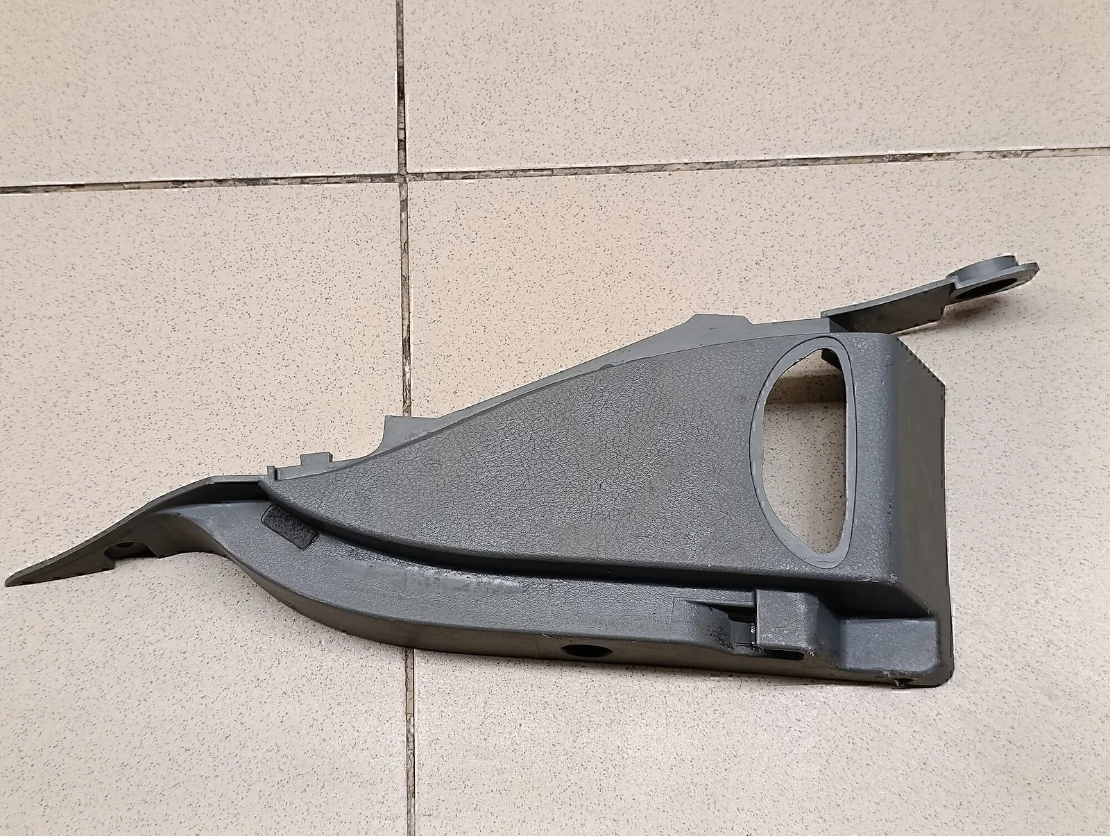 Держатель задней полки Chevrolet Lacetti 2003-2013 - миниатюра 6