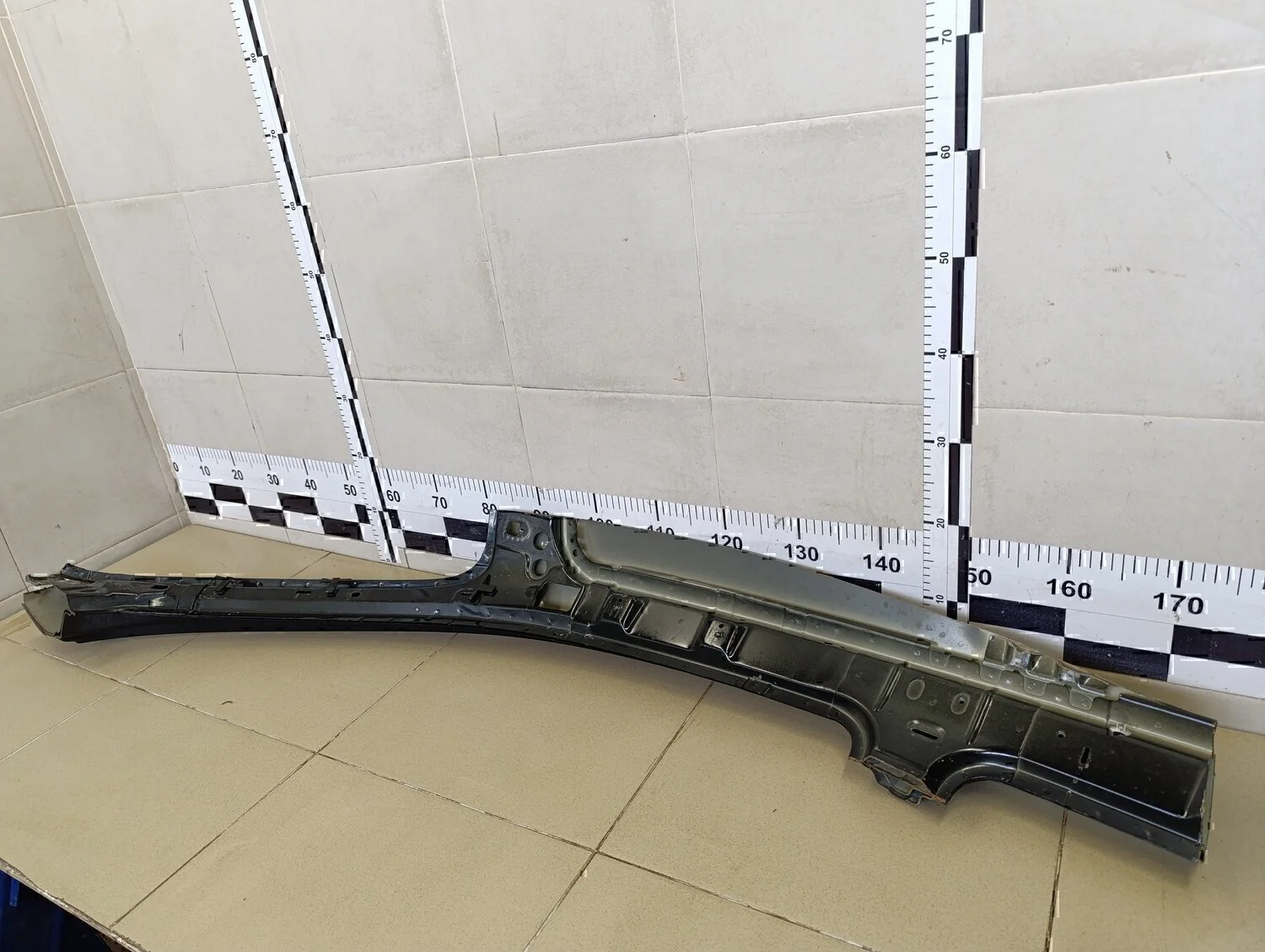 Рамка лобового стекла Chevrolet Aveo (T250) 2005-2011 - миниатюра 7