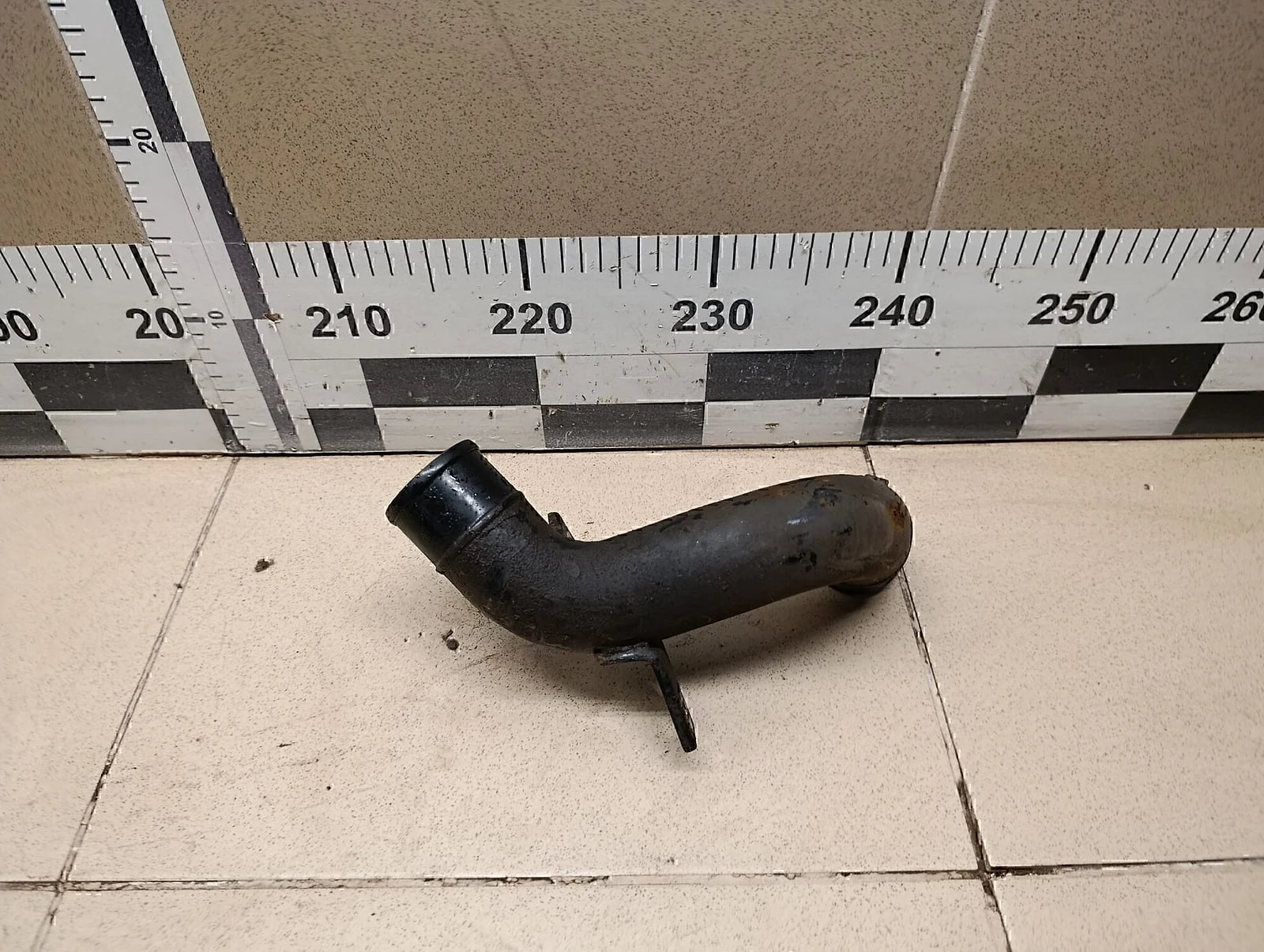 Патрубок интеркулера MAZDA BT-50 2006-2012 - миниатюра 3