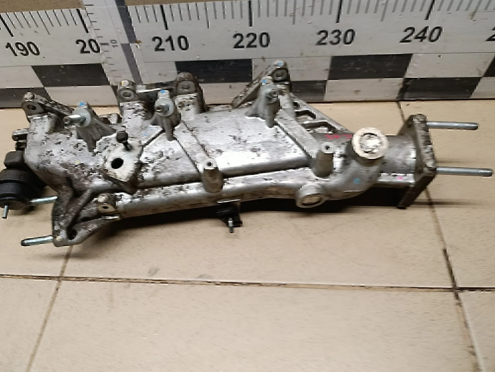 Коллектор впускной MAZDA BT-50 2006-2012 - миниатюра 3